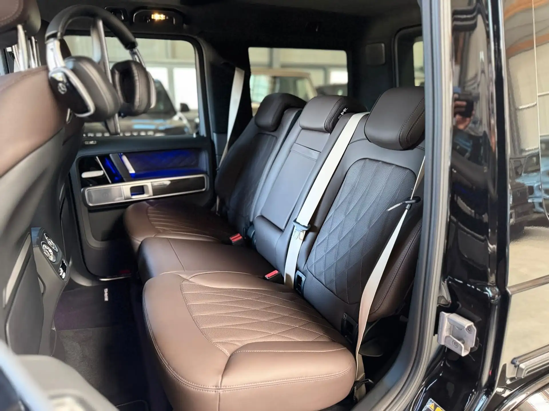 벤츠 G-Class G 63 AMG 2026 검정 사진 6