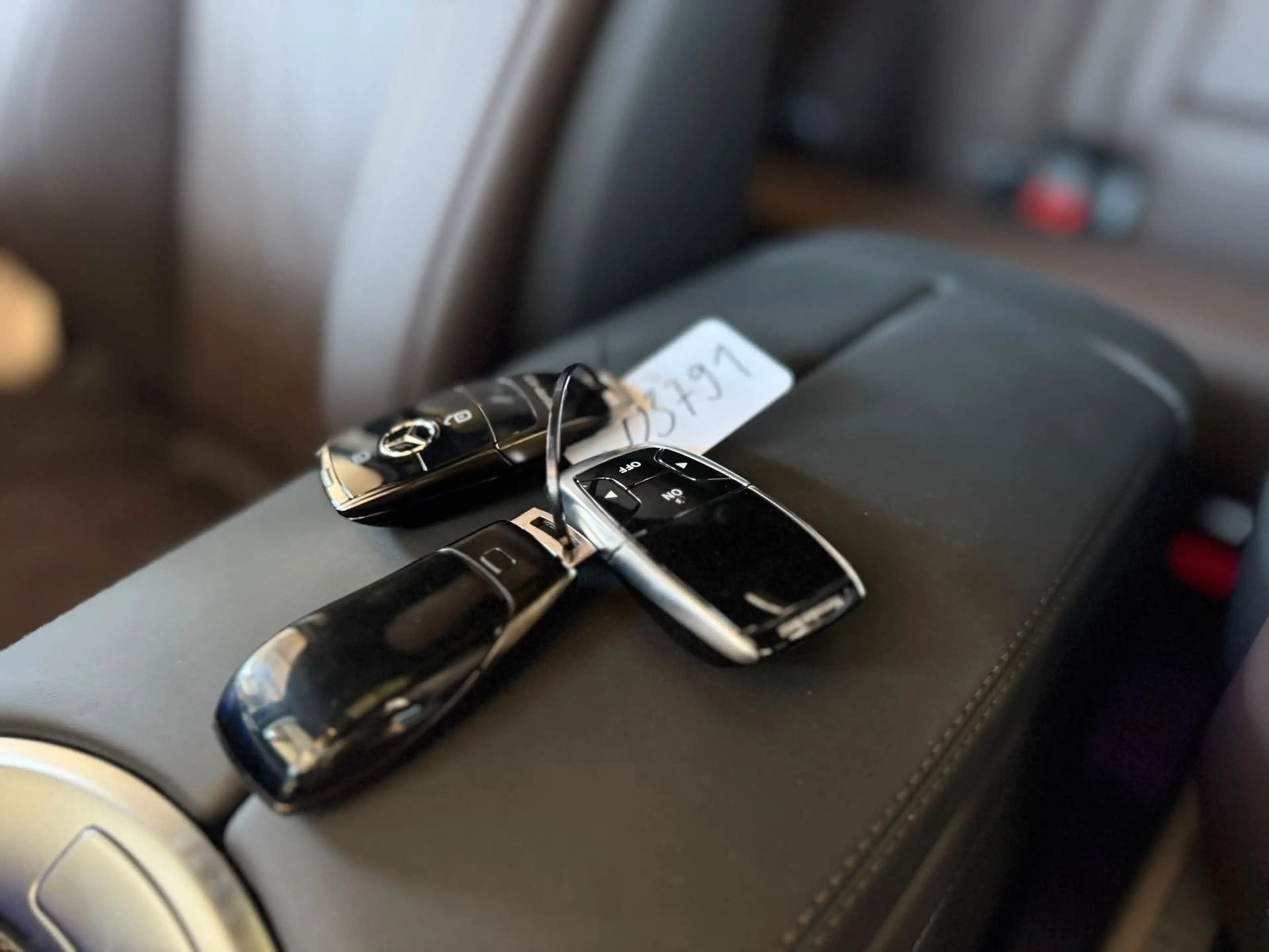 Mercedes-Benz G 63 AMG G63 AMG FULL CARBON ACTIVE RIDE A22 DVD WEBASTO — photo 9