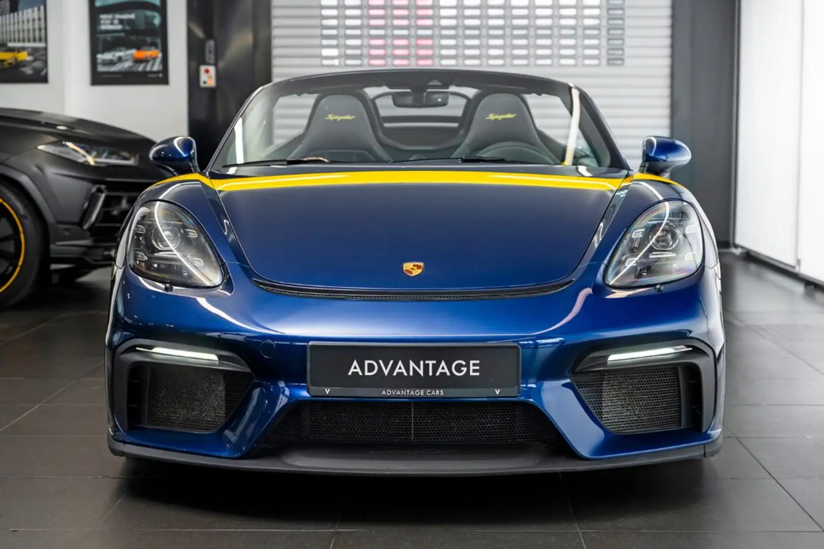 Porsche 718 Spyder 4.0 Spyder 420 ch - Carbone Azul - 2