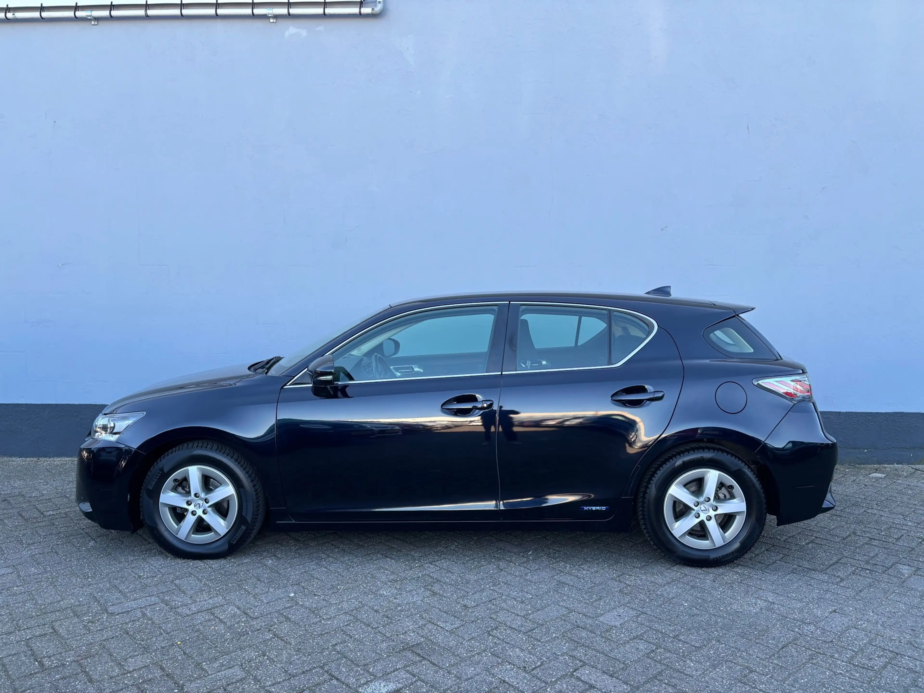 Lexus CT 200h Business Line - Navigatie - Camera — photo 2