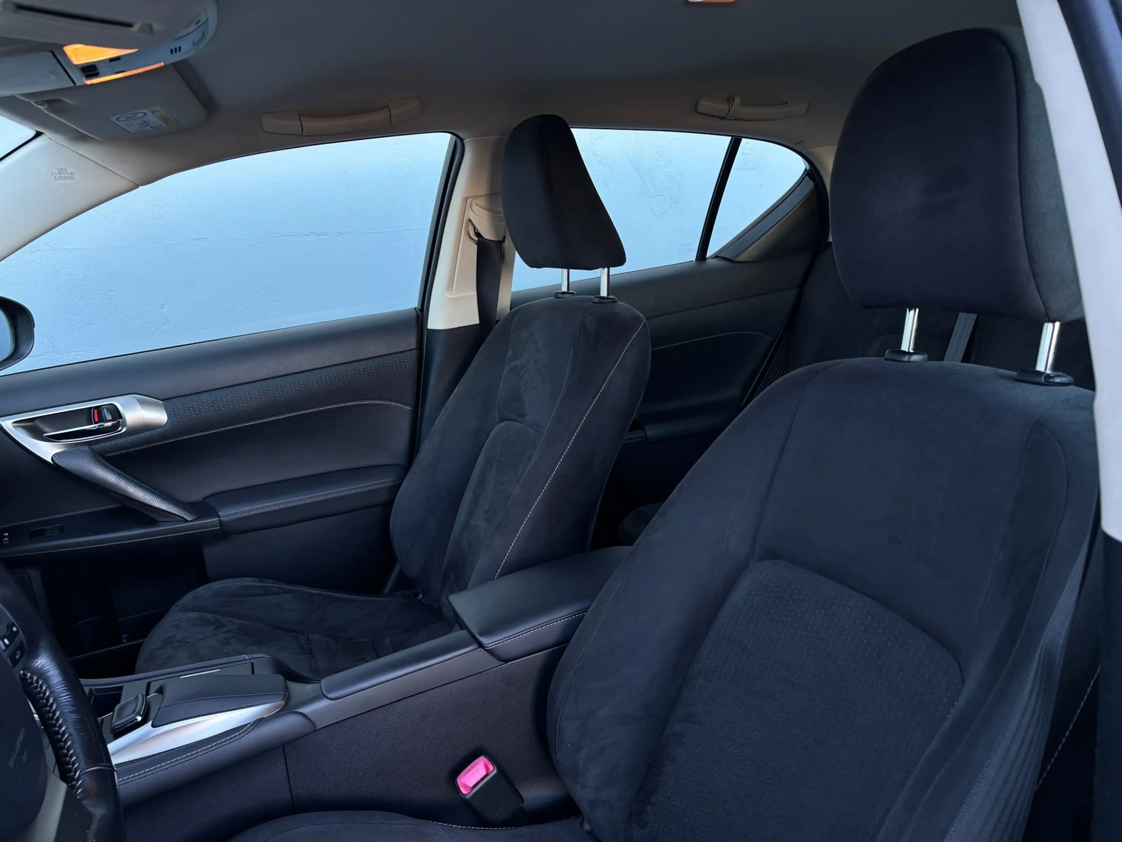 Lexus CT 200h Business Line - Navigatie - Camera — photo 7
