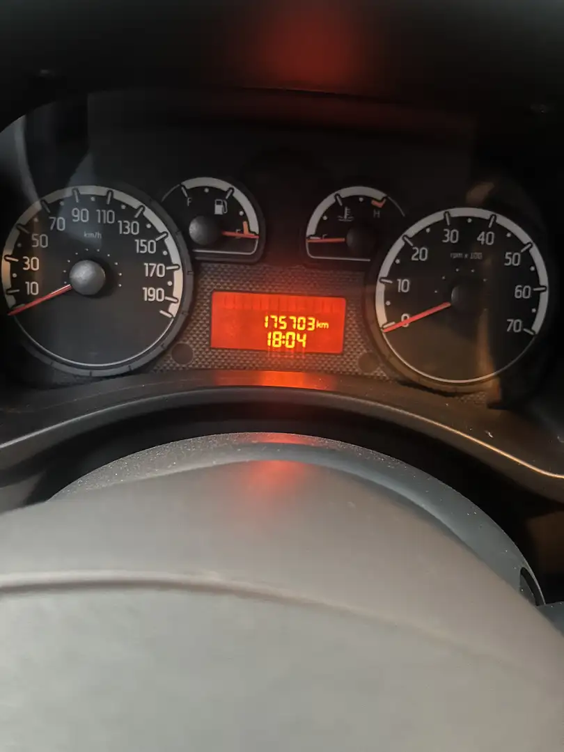 Fiat Panda 1.3 mjt 16v Climbing 4x4 75cv - 1