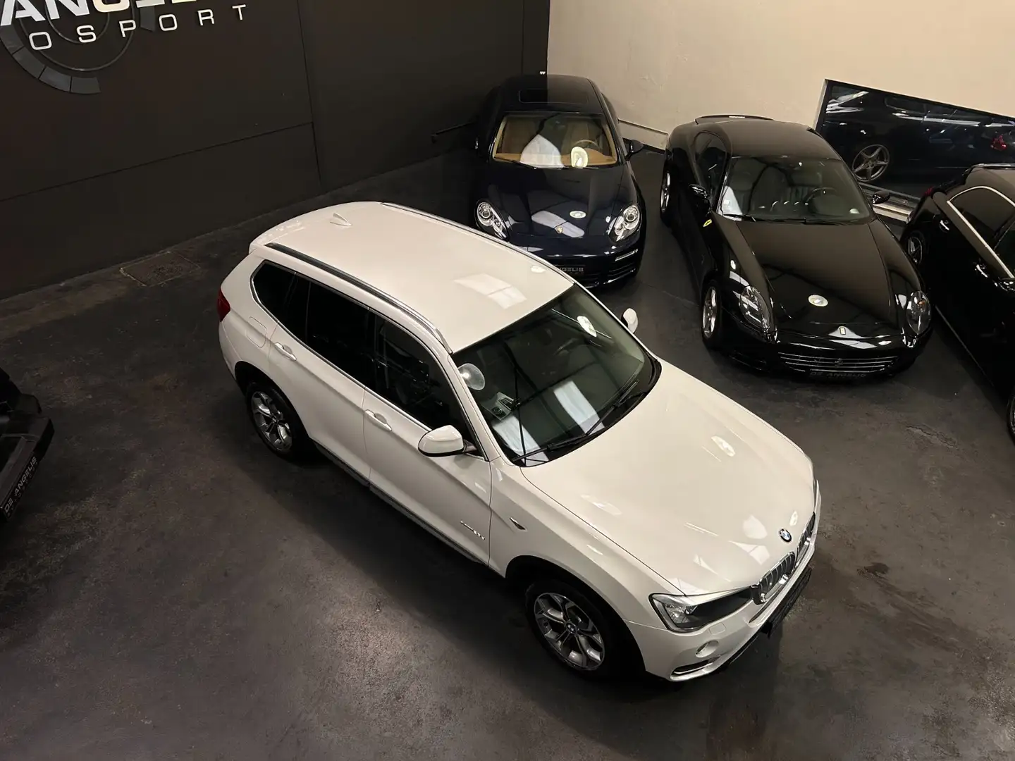 BMW 320 XLINE Blanc - 2