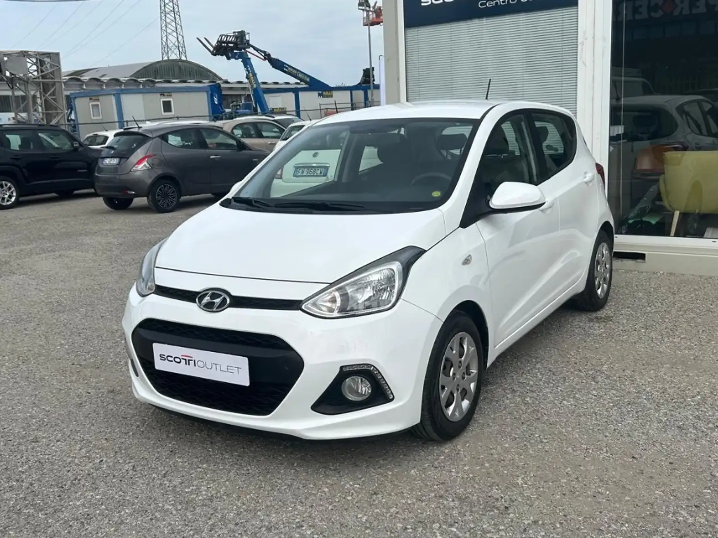Hyundai i10 1.0  Login Bianco - 1