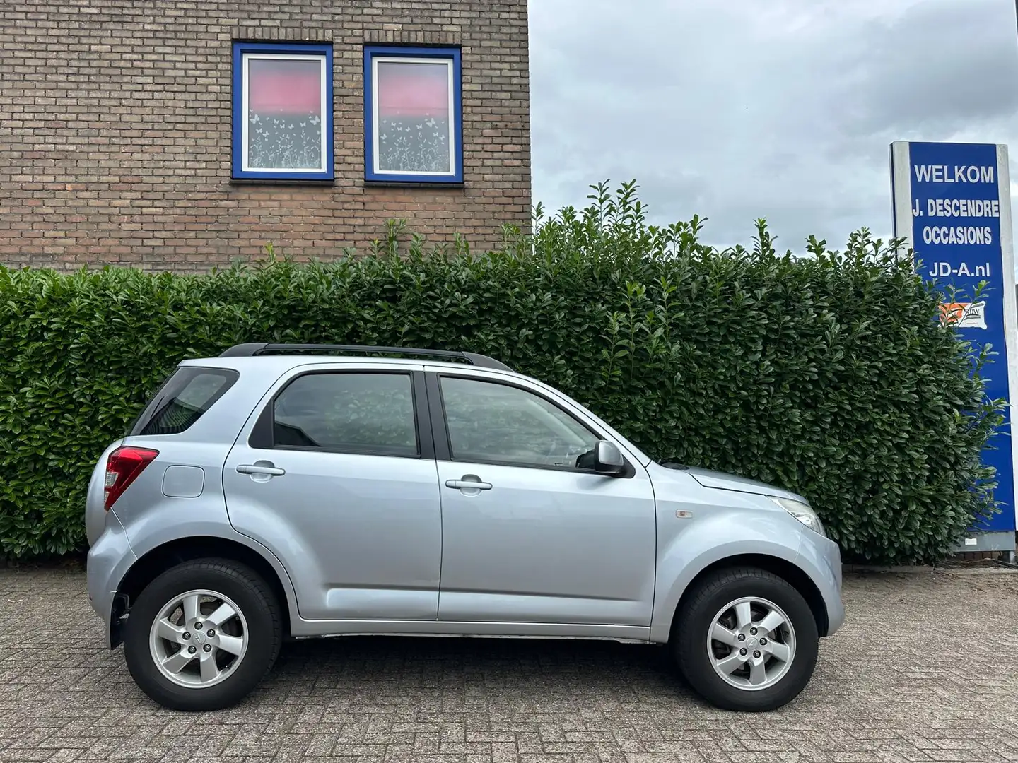 Daihatsu Terios 1.5-16v 2WD Airco, Afn. Trekhaak, Lmv, Pdc!!!! Gris - 2