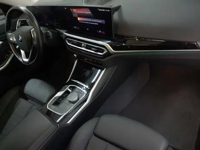 BMW 3 Series view 9