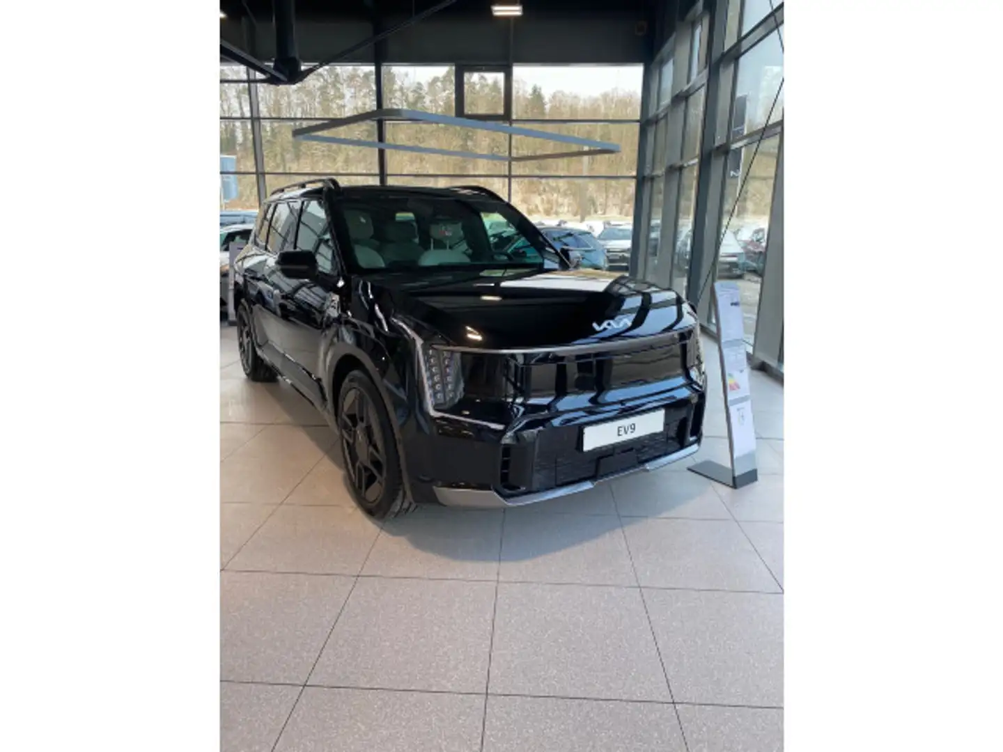 Kia EV9 I 4WD I GT-line I Launch Edition I Leder Schwarz - 2