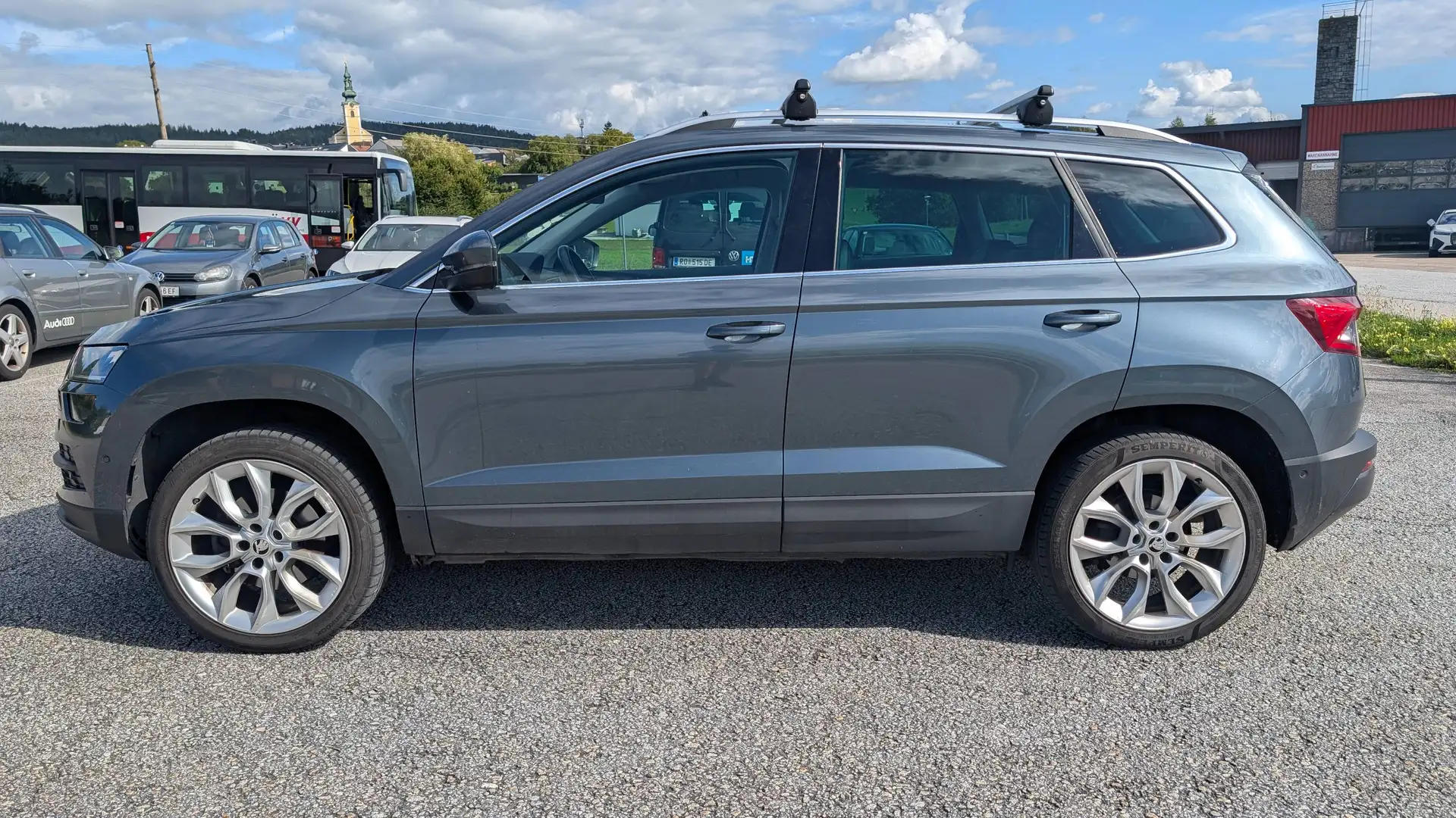 Skoda Karoq Karoq 2,0 TDI SCR 4x4 Style DSG Aut. Style Grau - 2