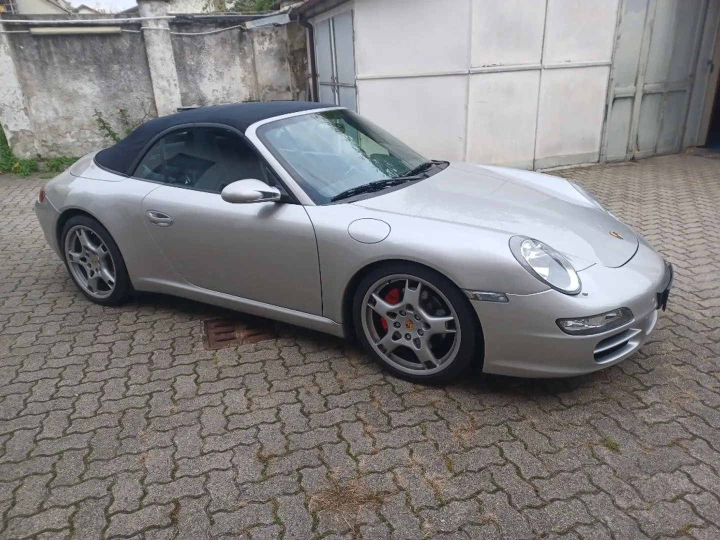 Porsche 911 Carrera S Cabriolet Grigio - 1