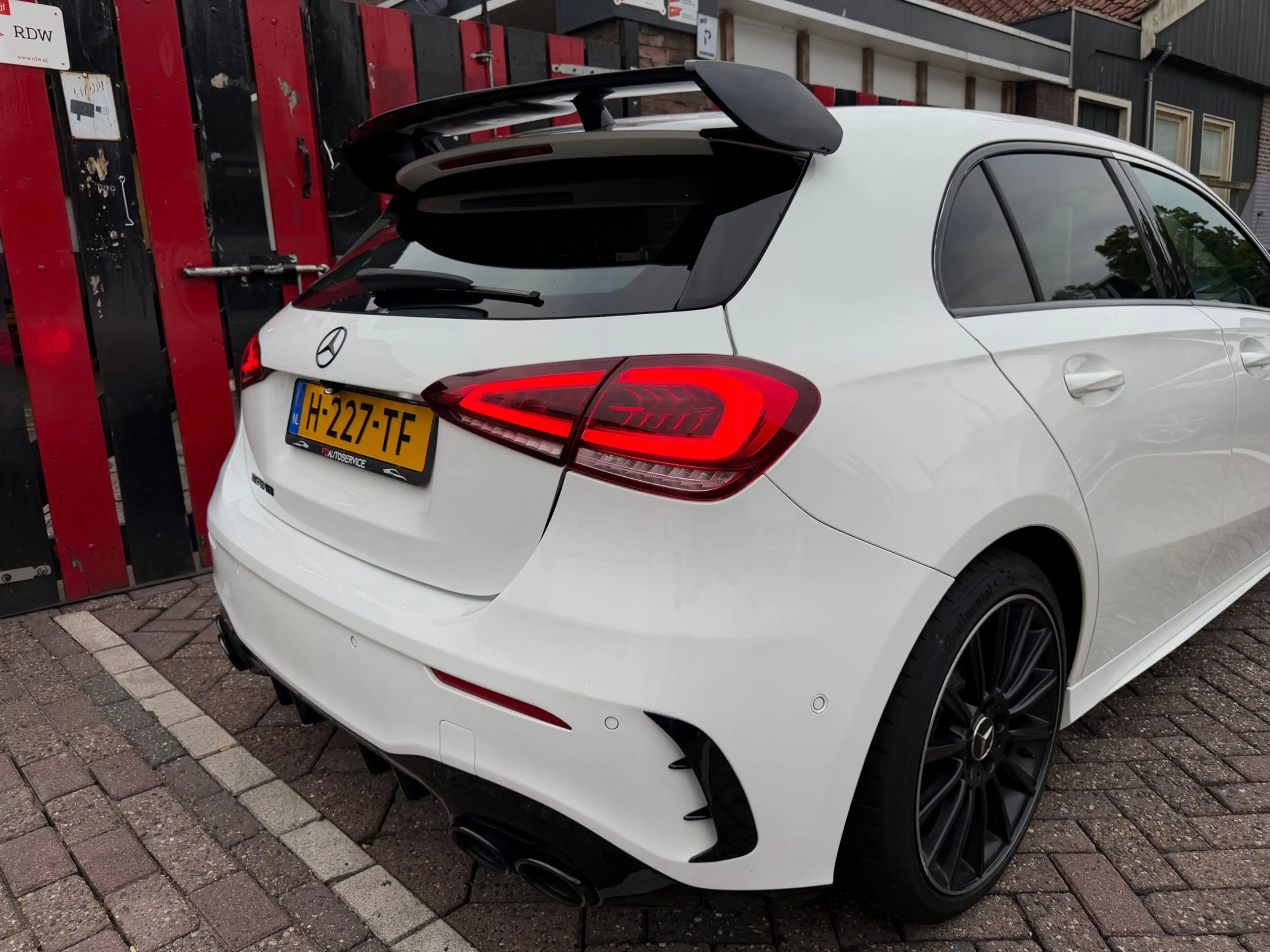 Mercedes-Benz A 220 Premium Plus — photo 7