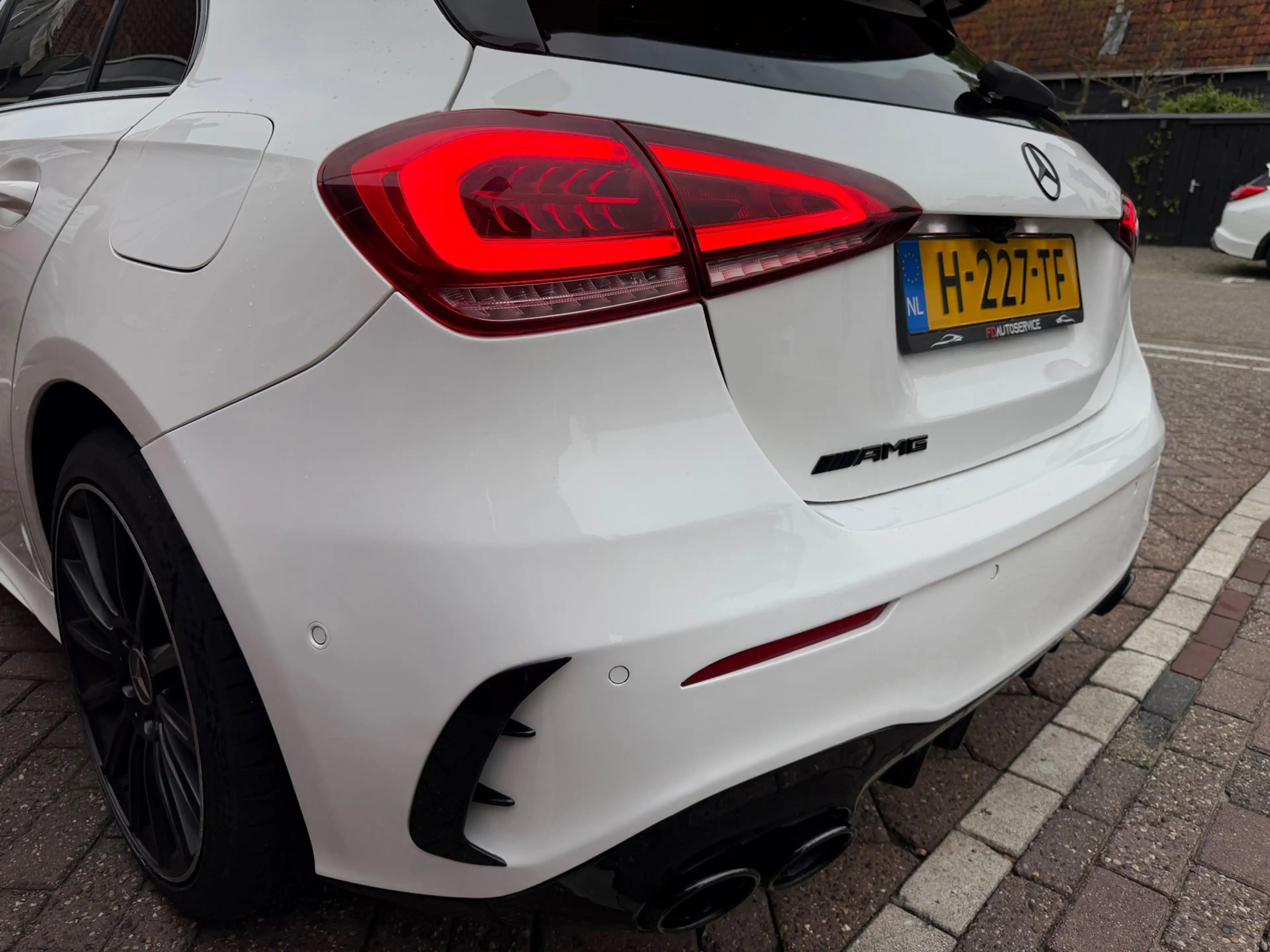 Mercedes-Benz A 220 Premium Plus — photo 8