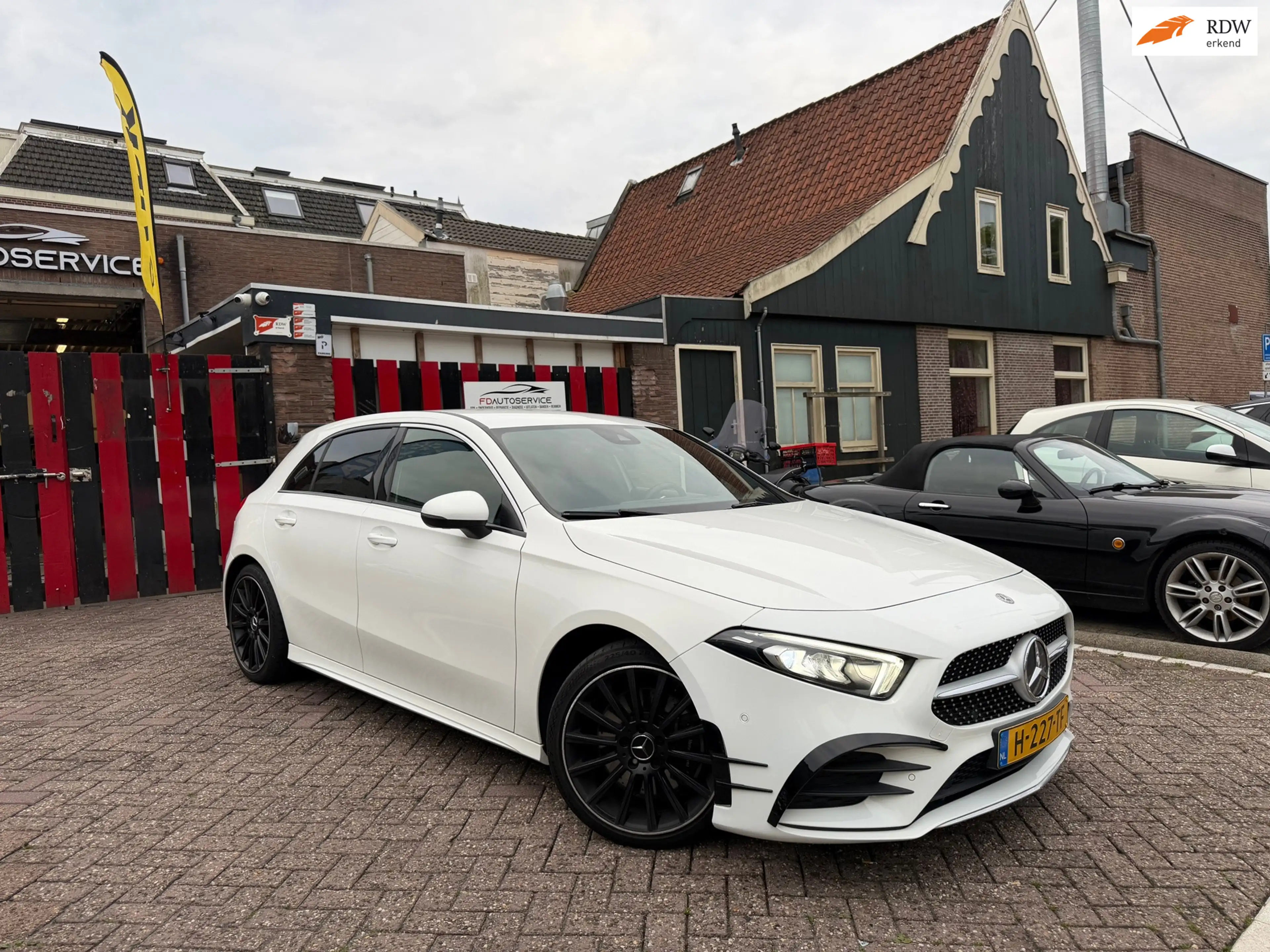 Mercedes-Benz A 220 Premium Plus