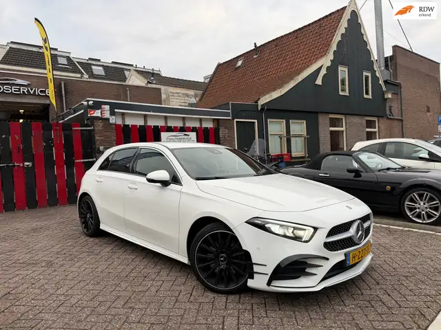 Mercedes-Benz A 220 Premium Plus
