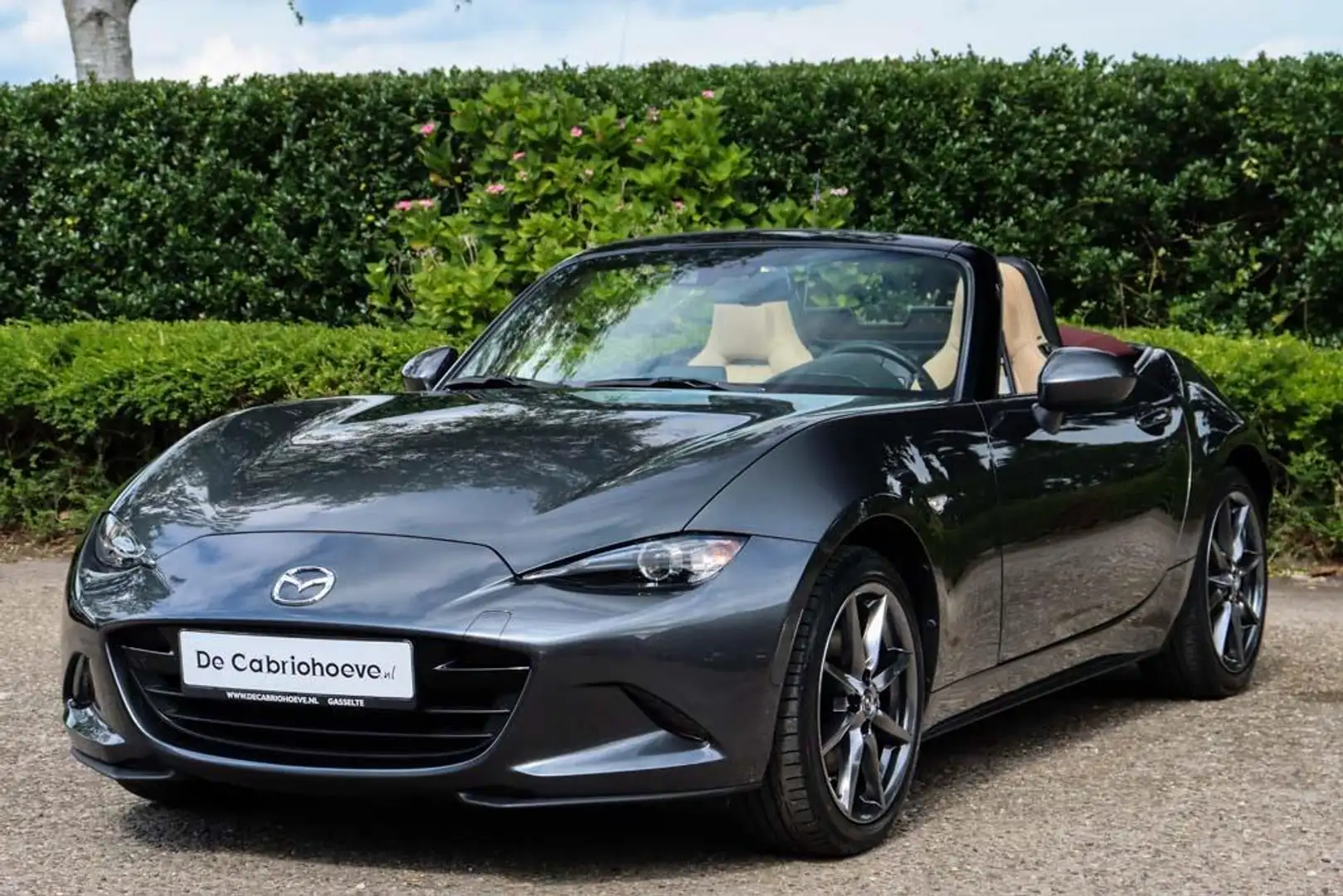 Mazda MX-5 ND 2.0l SkyActiv-G 160 GT-M Machine Grey Metallic Grijs - 2