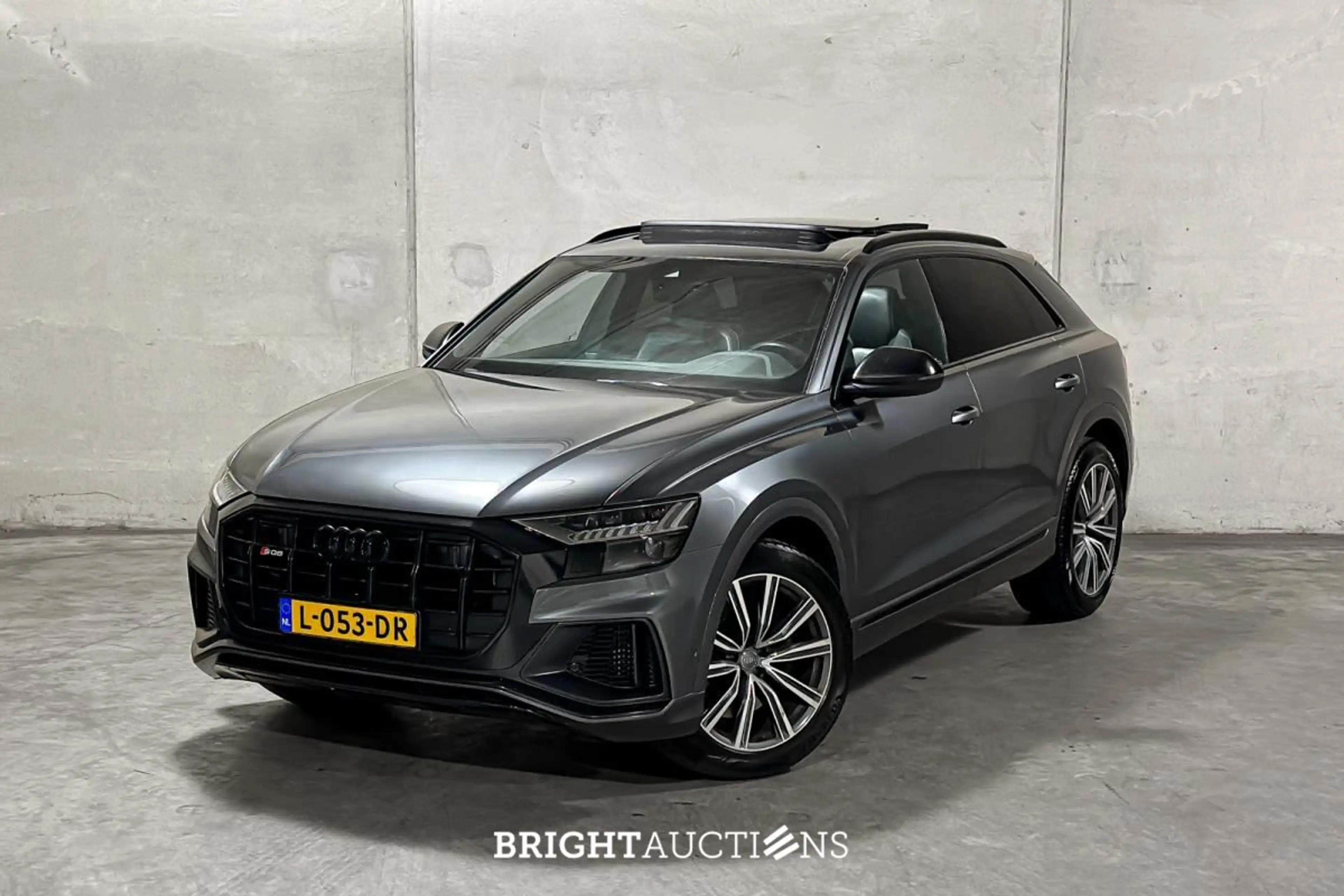 Audi SQ8 4.0 TDI V8 quattro — photo 6