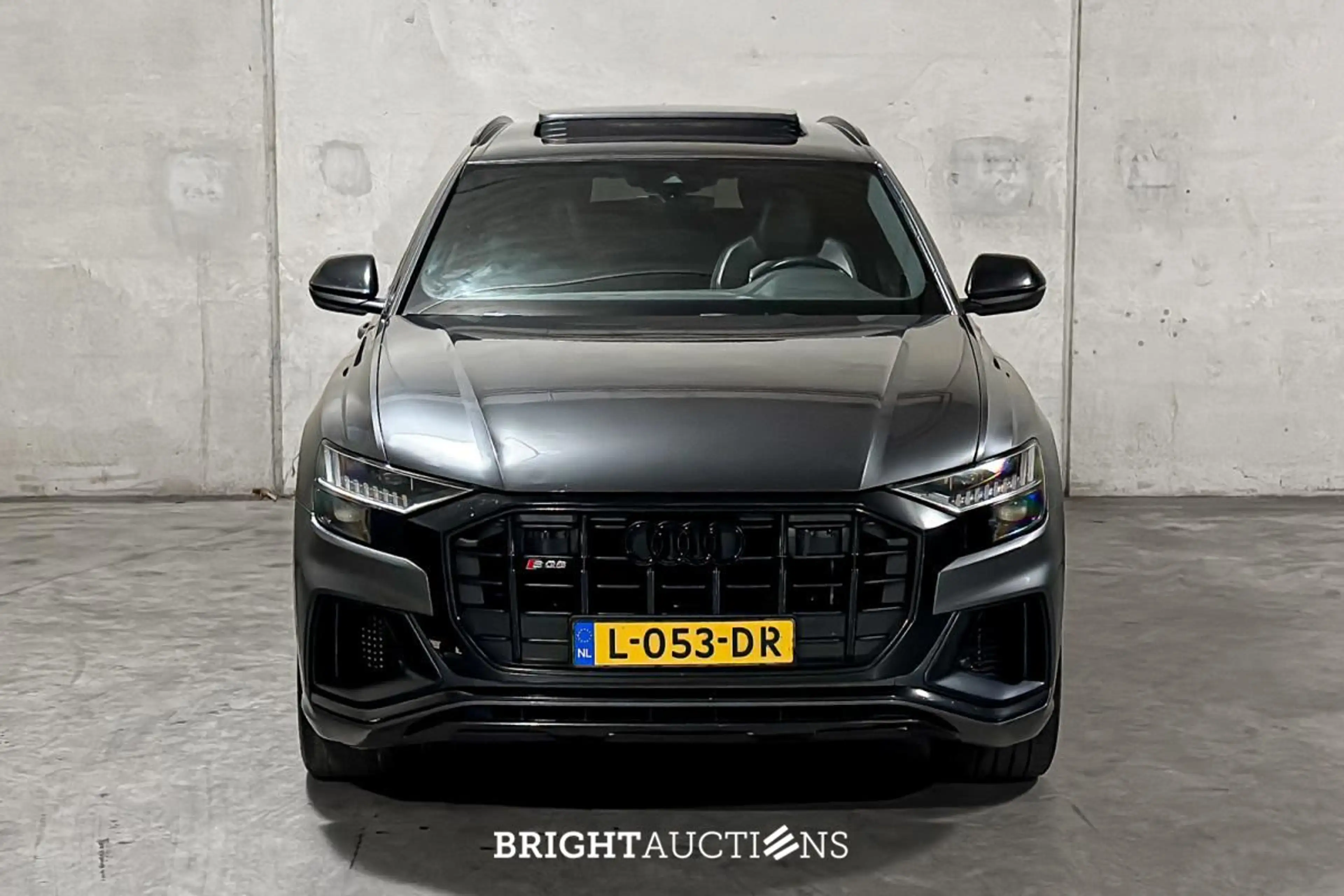 Audi SQ8 4.0 TDI V8 quattro — photo 8