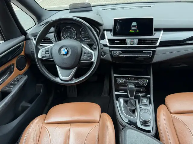 BMW 2 Series view 2