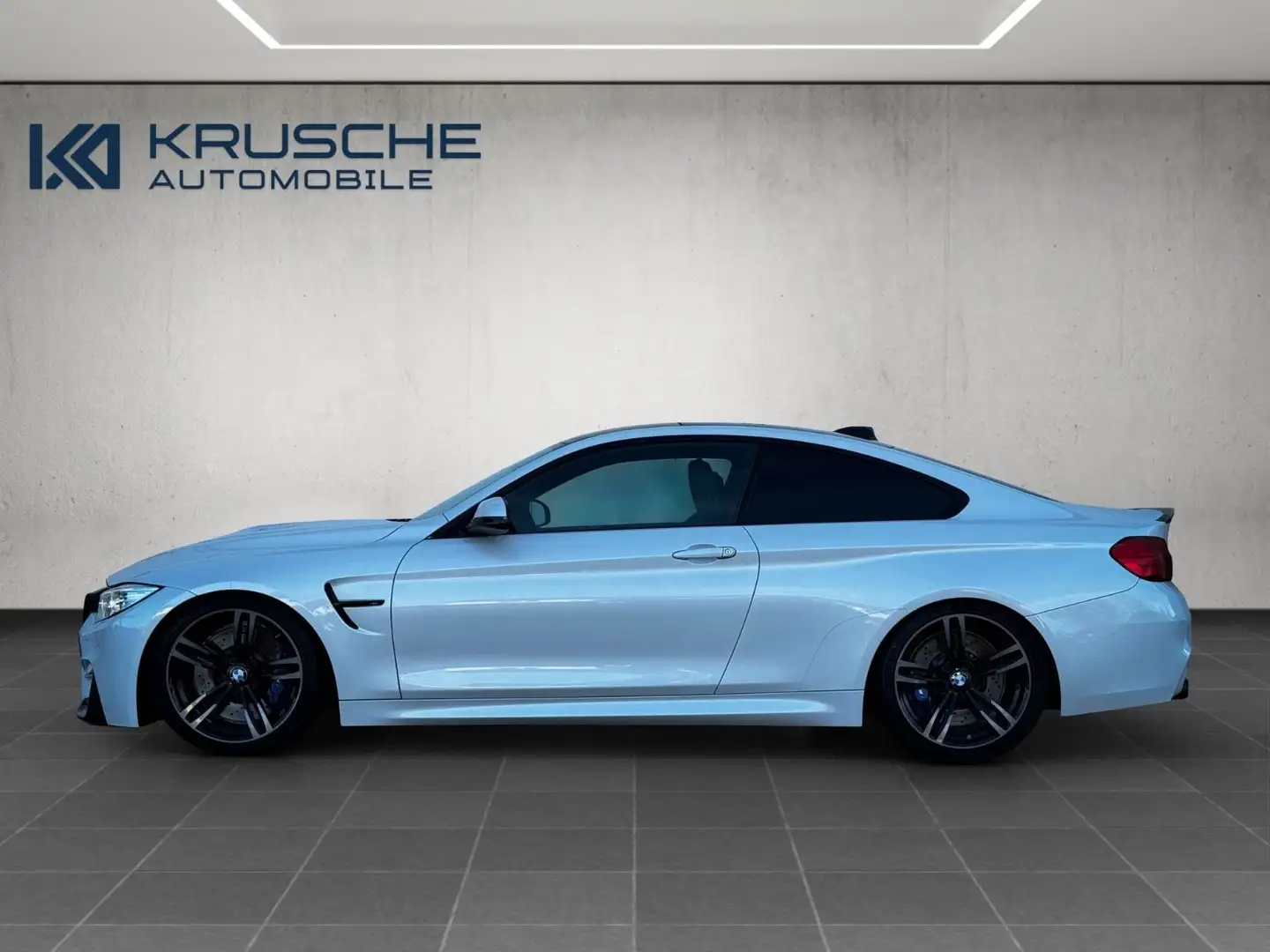 BMW M4 Coupe*Perform Auspuff+Carbon*Airlift Airride* White - 2
