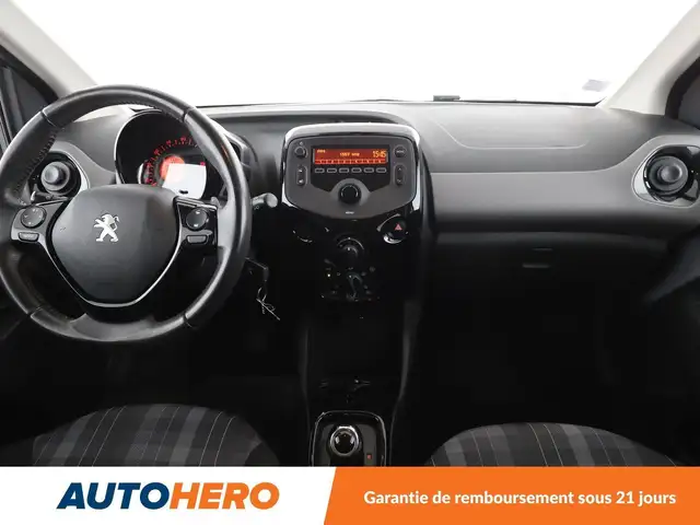 Peugeot 108 view 12