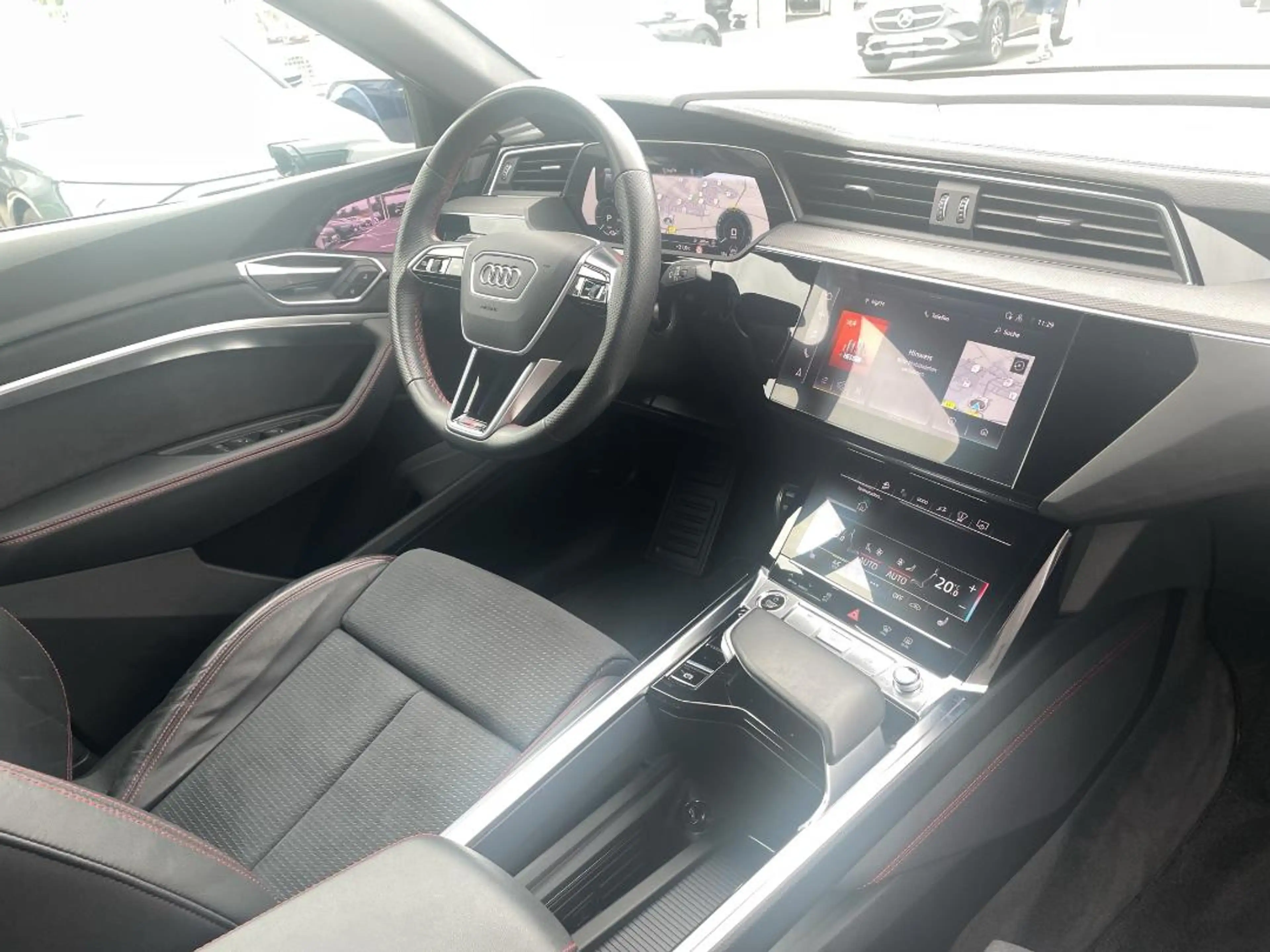 Audi Q8 e-tron S line 55QUATTRO|HuD|BLACK|PANO|MATRIX|360° — photo 15