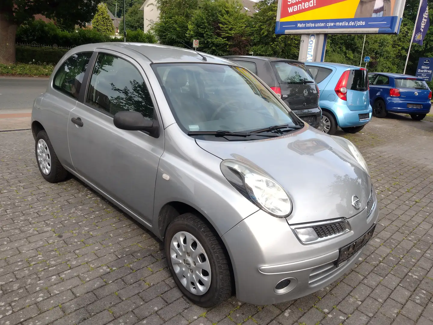 Nissan Micra 1.2 visia Plateado - 2