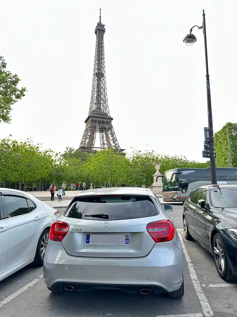 Mercedes-Benz A 180 BlueEFFICIENCY Edition Argent - 2