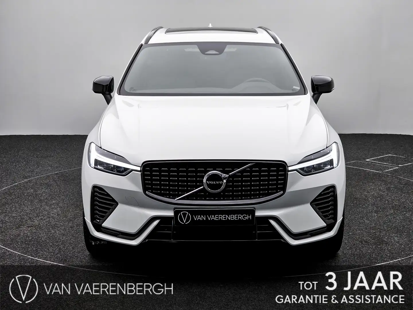 Volvo XC60 B4 Ultimate Plus 197pk *Pano|LED|Navi|Drive Assist Blanc - 2