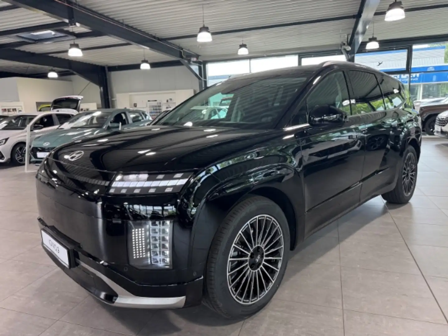 Hyundai IONIQ 9 226 kW 4WD Uniq Elektro 110 kWh HUD Niveau El. Fon Noir - 2