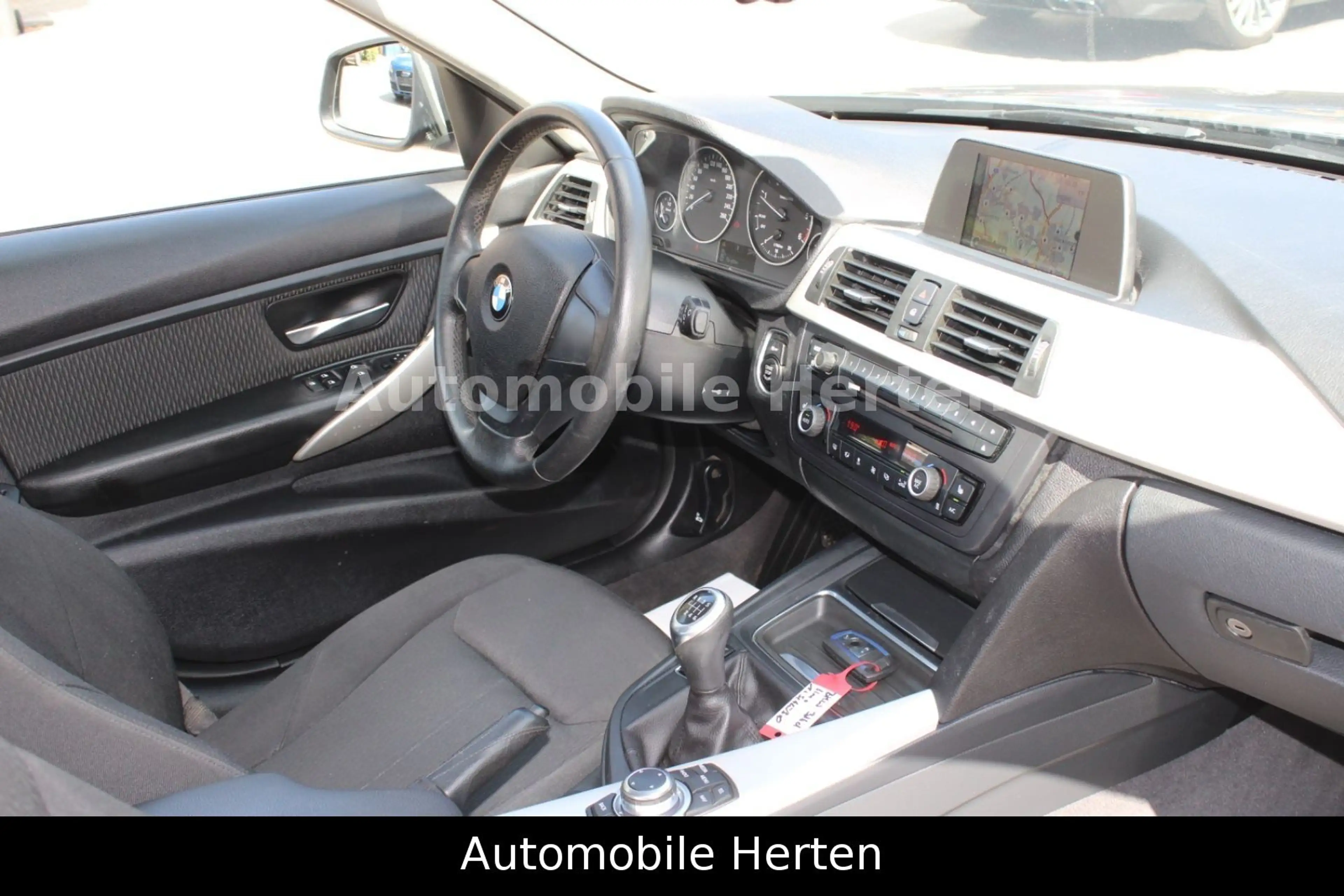 BMW 316 d LIMO*NAVI*ERST 67000KM*SHZ*TOP! — photo 9