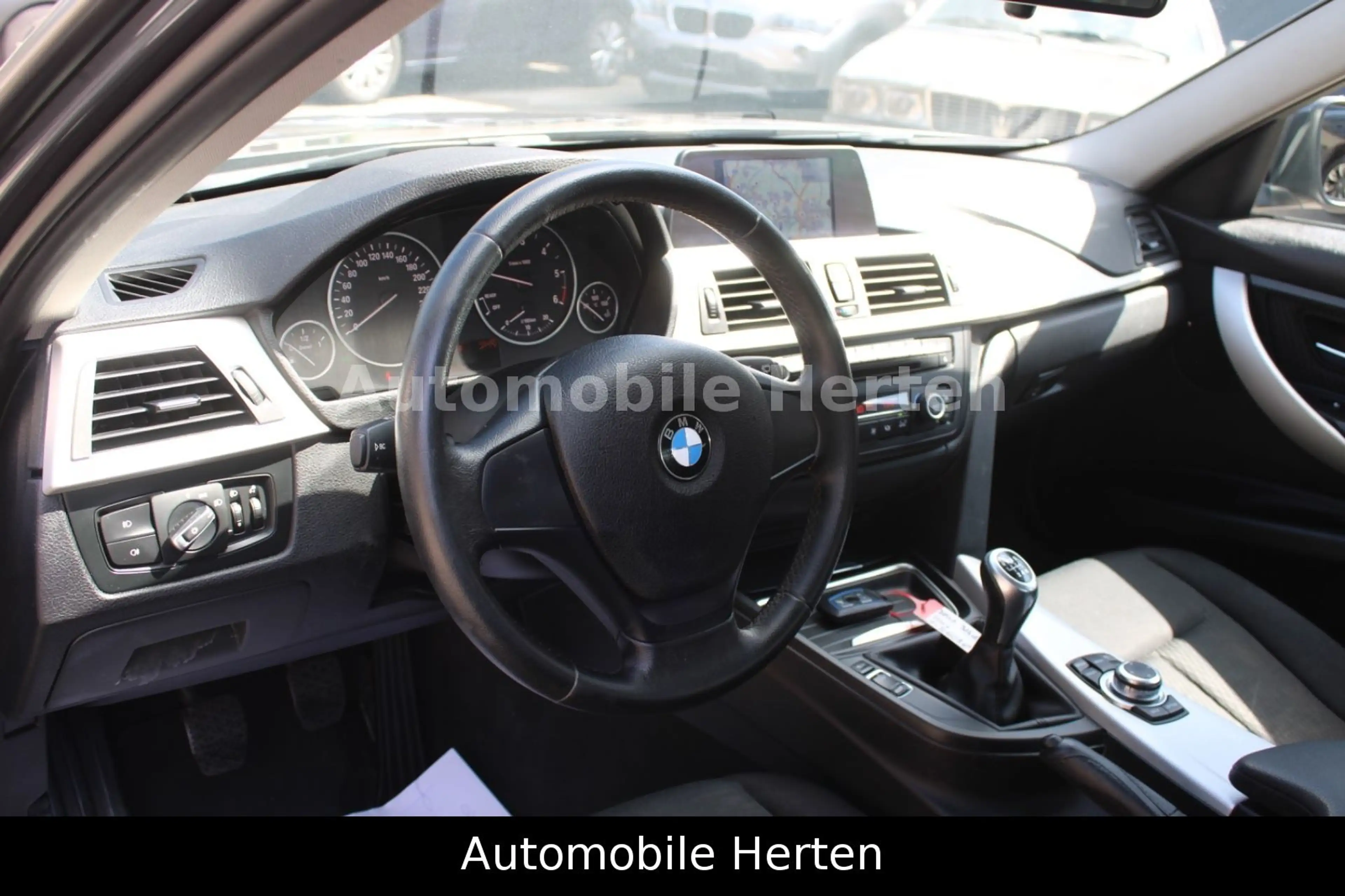 BMW 316 d LIMO*NAVI*ERST 67000KM*SHZ*TOP! — photo 13