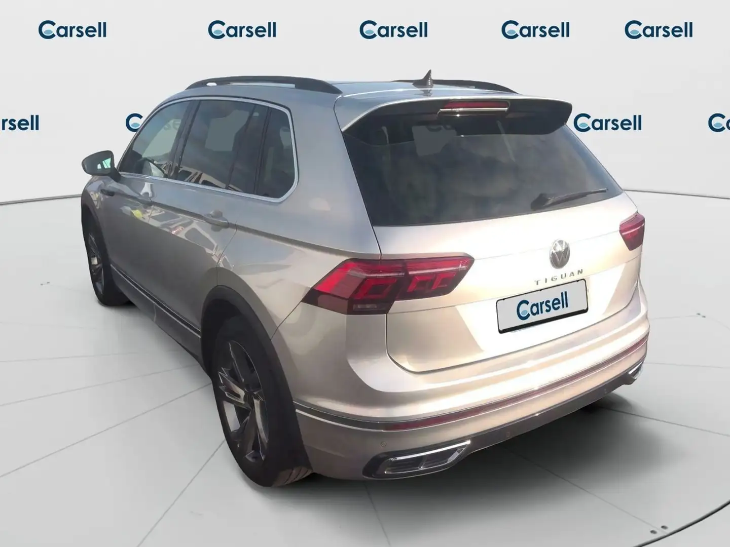Volkswagen Tiguan 2.0TDI R-Line 110kW Plateado - 2