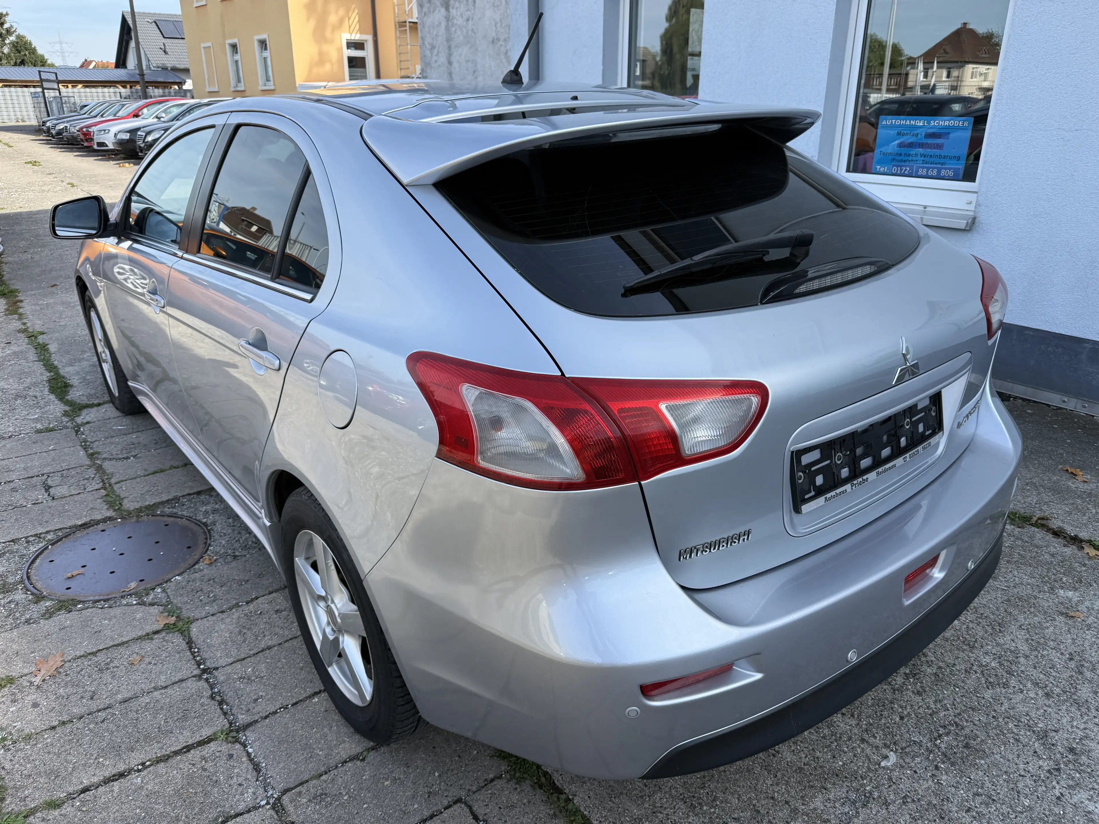 Mitsubishi Lancer Intense Fließheck — photo 12