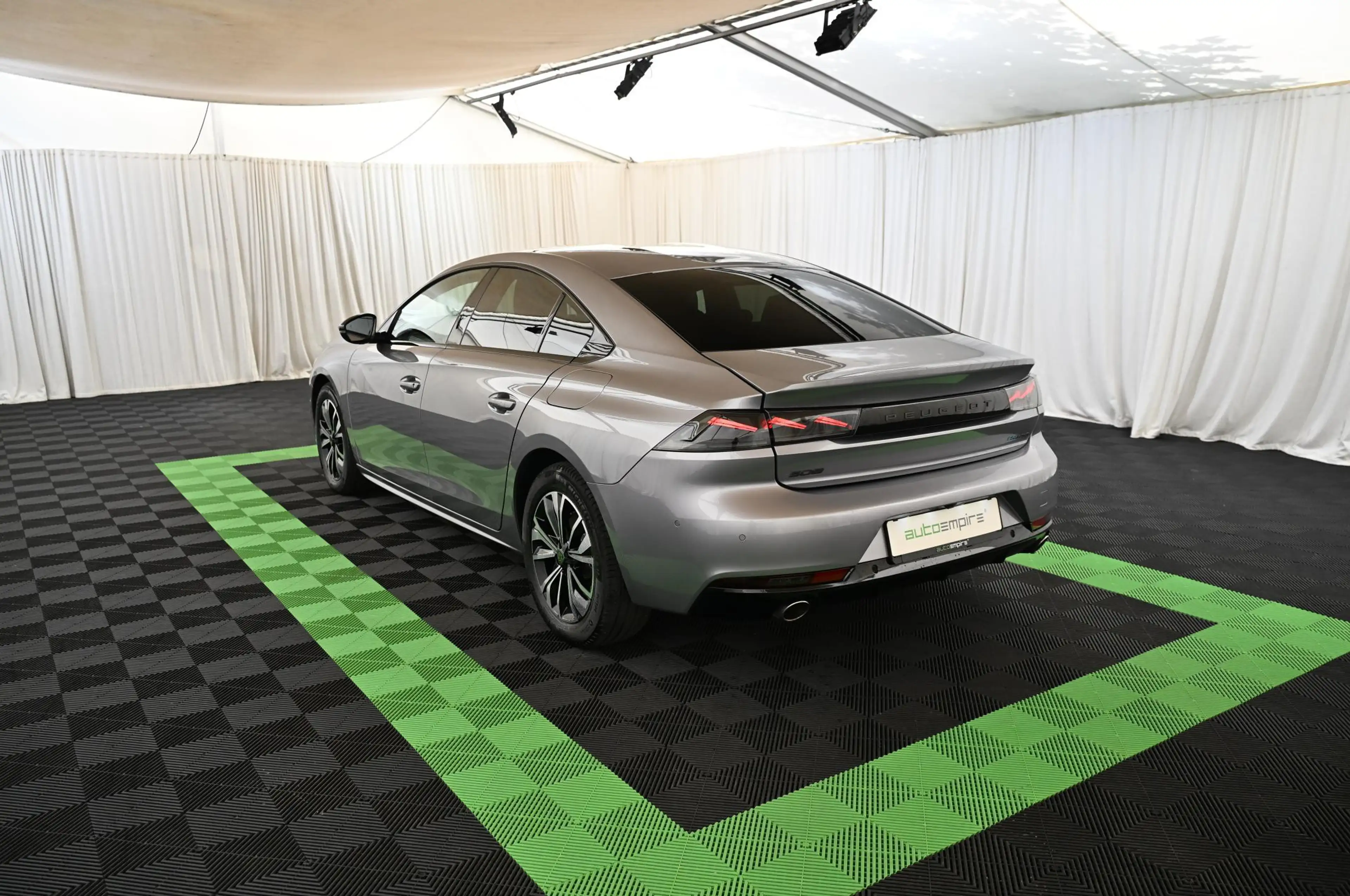 Peugeot 508 1.6 180 PHEV e-EAT8 Allure MATRIX/NAV/ACC/17 — photo 6