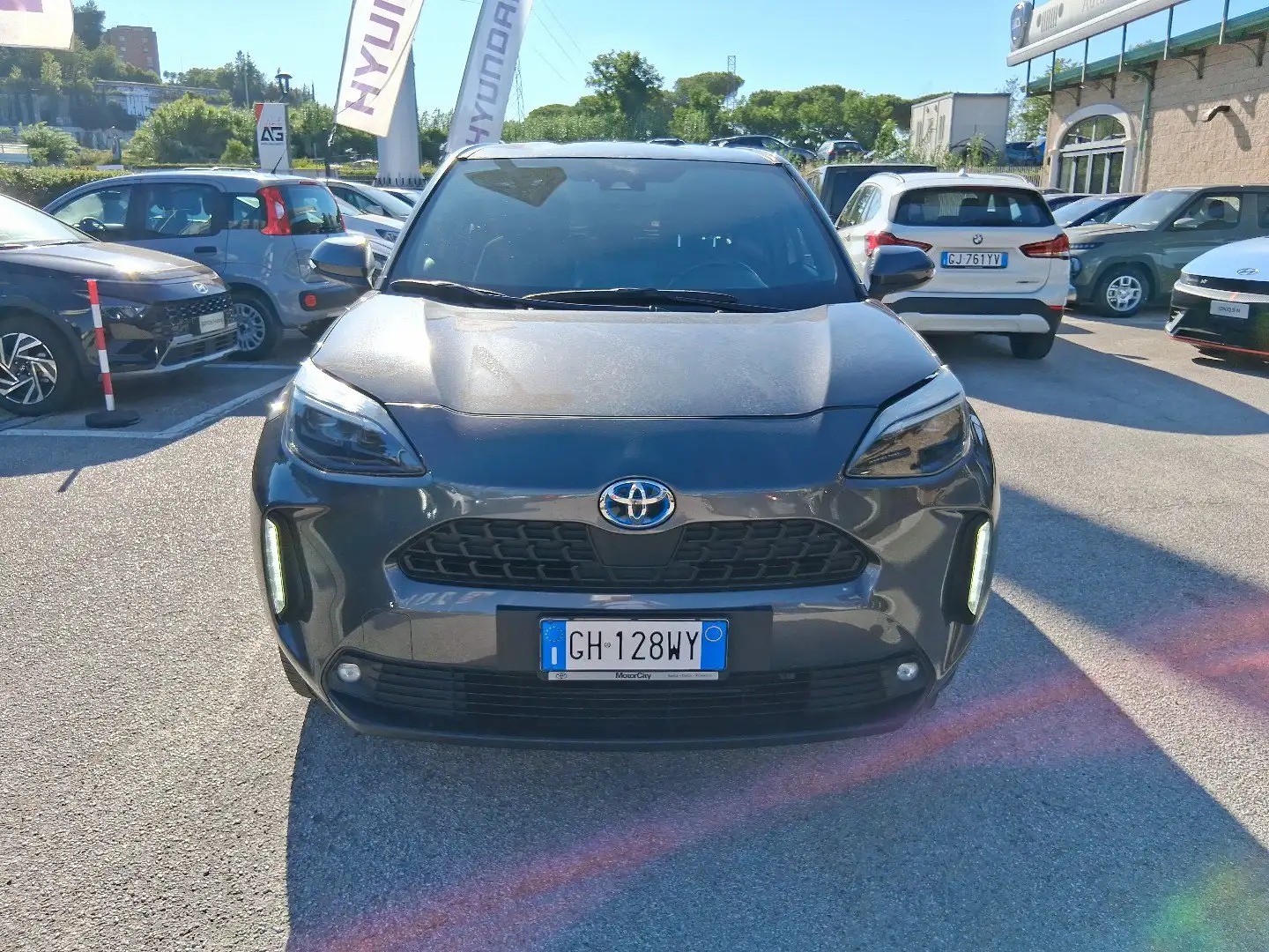 Toyota Yaris Cross Yaris Cross 1.5 Hybrid 5p. E-CVT Trend Grigio - 2