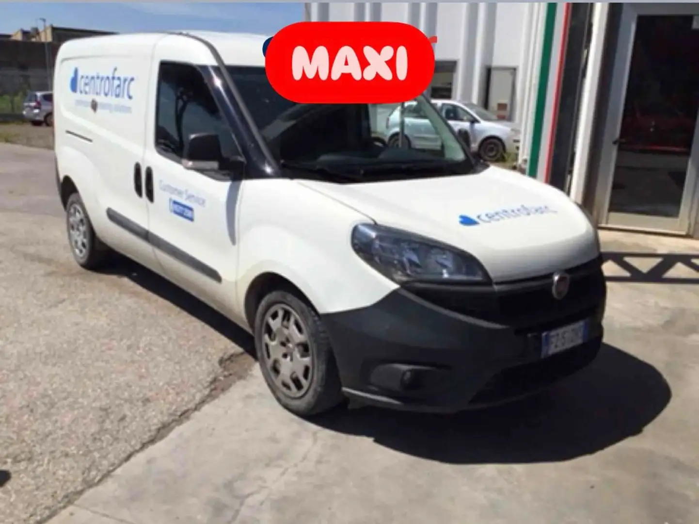 Fiat Doblo MAXI 1.6mjt 105cv FURGONE Wit - 1