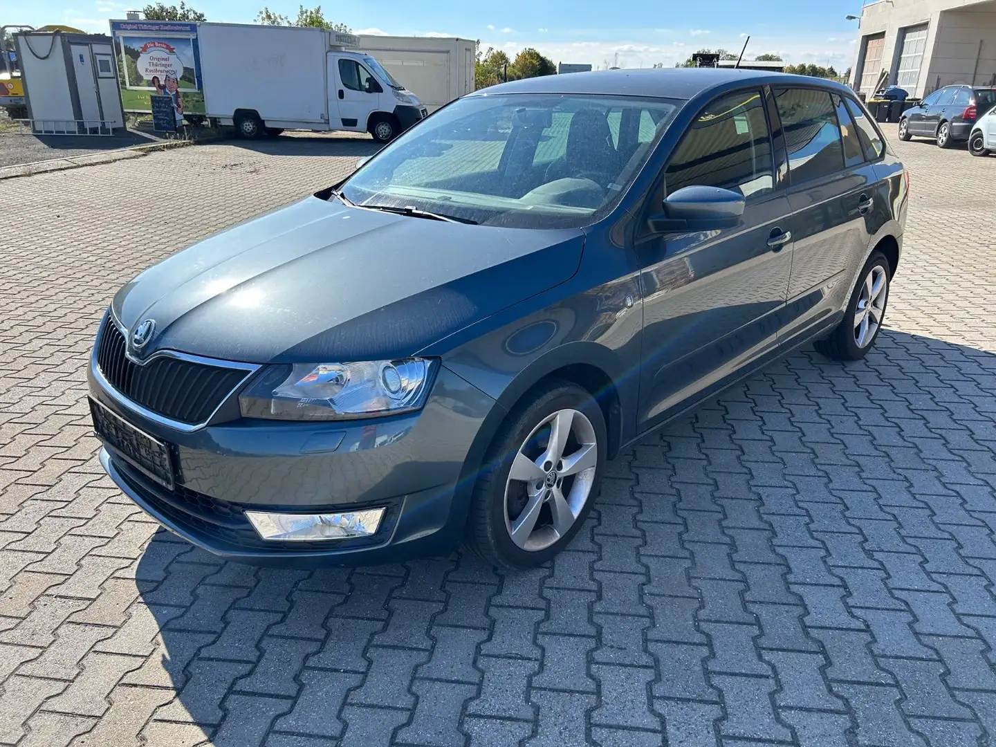 Skoda Rapid/Spaceback Spaceback Elegance Grau - 1