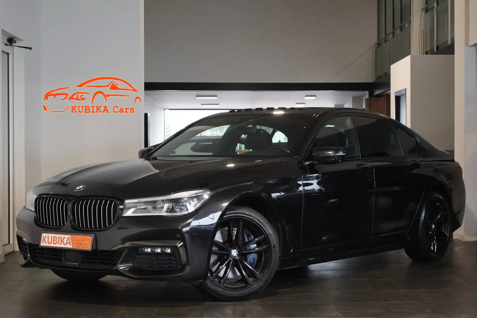 BMW 750 750d xDrive*BTW* M-Pack Full Optie TrekH Pano12M* Zwart - 1