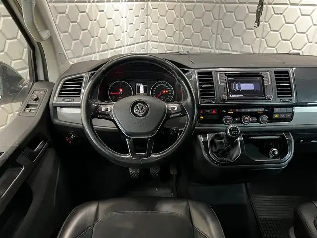 Volkswagen Multivan view 20
