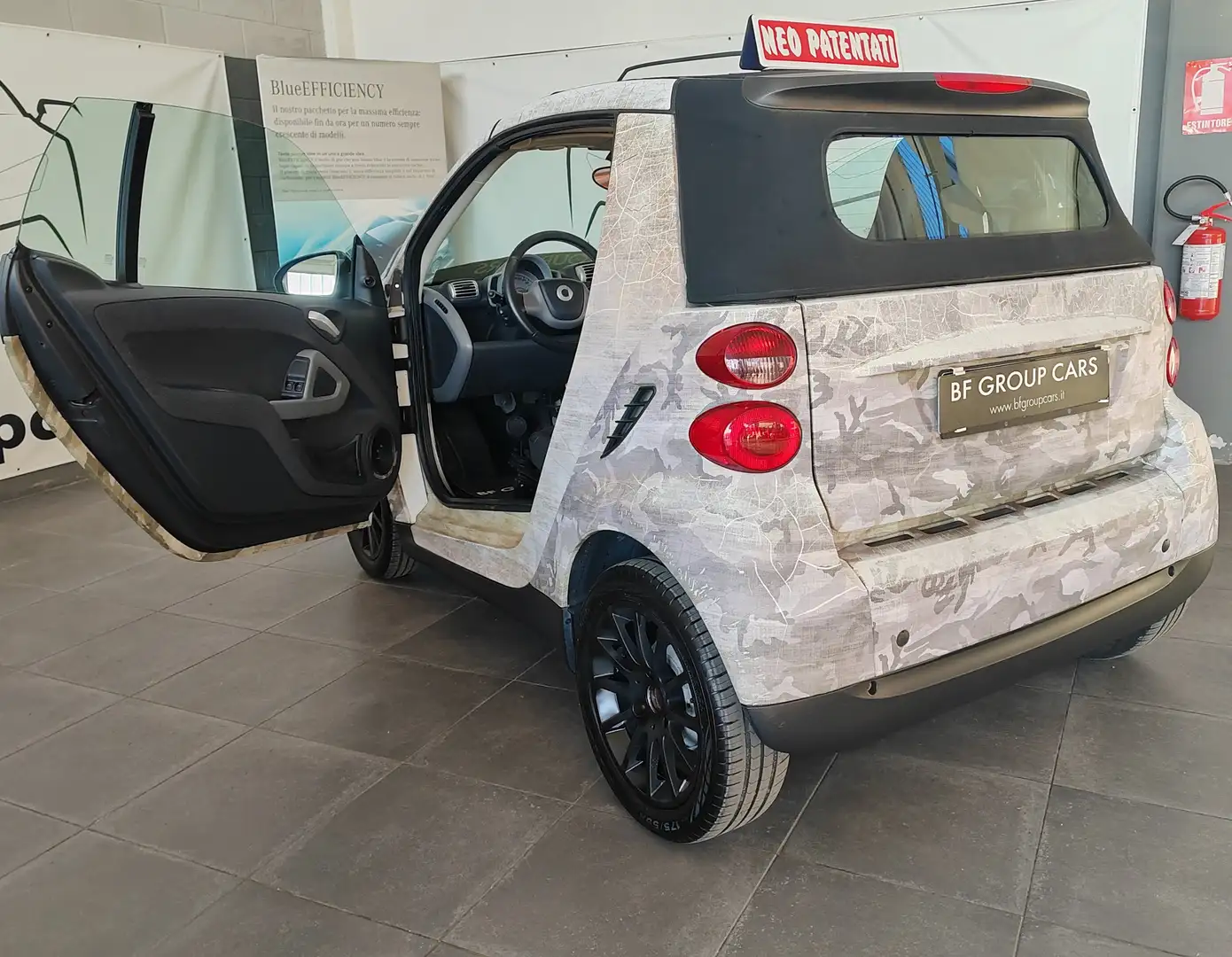 smart forTwo Cabriolet MHD* SUPER PRICE SUMMER 2025* Blanco - 1