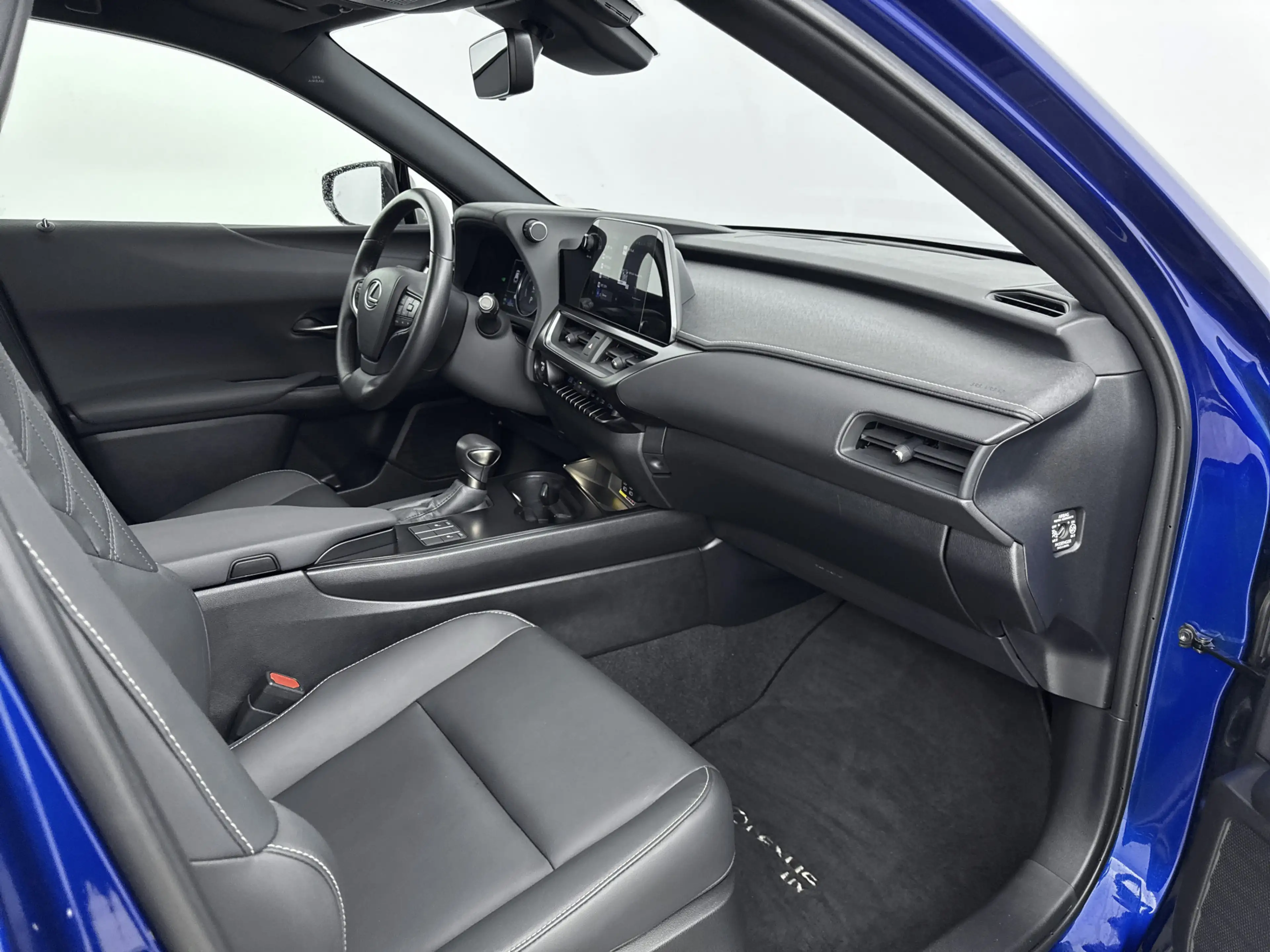 Lexus UX 250h F Sport Line | Parkeersensoren V+A | Blindspot | S — photo 9