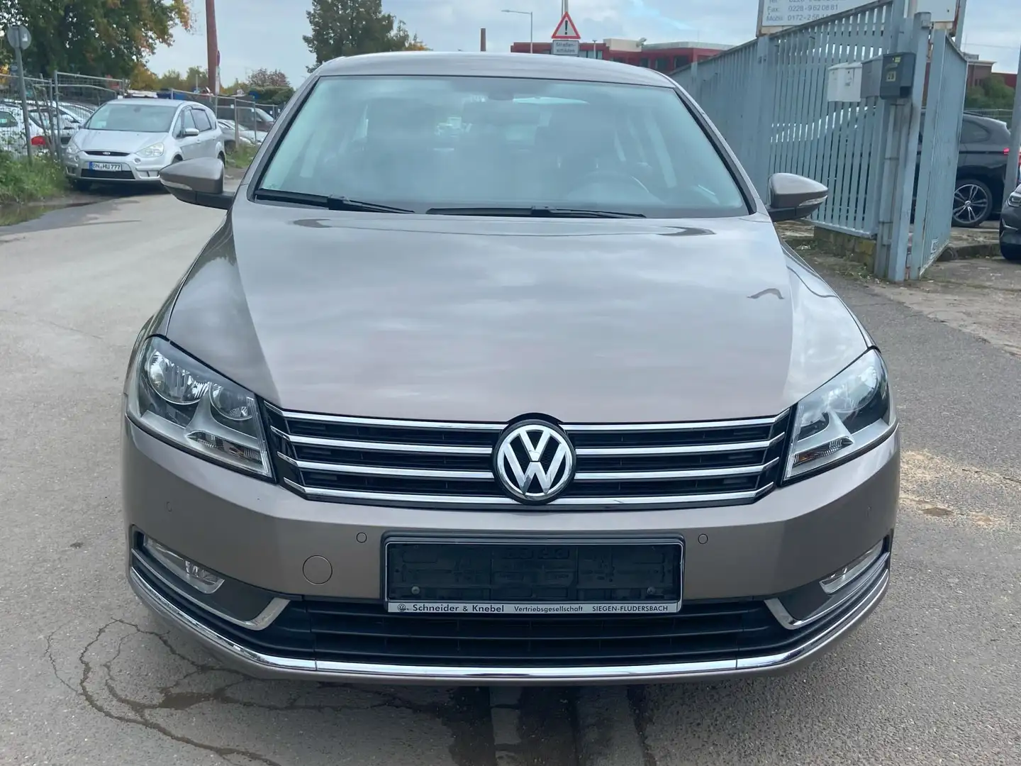 Volkswagen Passat Comfortline Automa./Sitzheizung/Klima/Parksensoren - 2