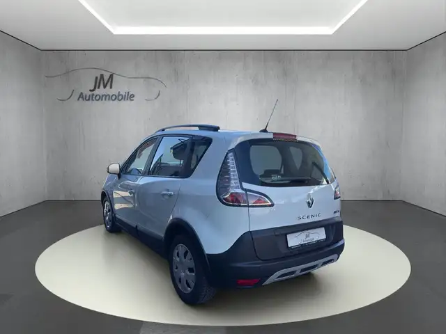 Renault Scenic view 5