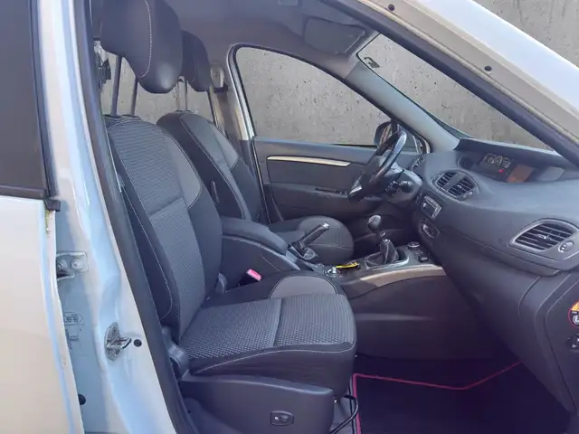 Renault Scenic view 14