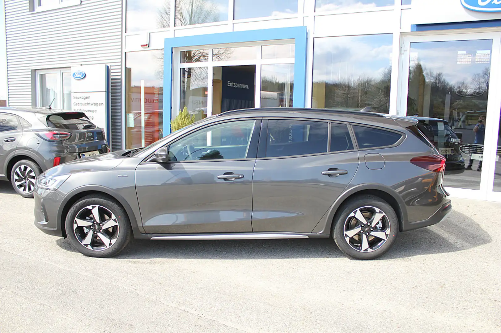 Ford Focus 1,0 EcoBoost Hybrid Active X Grau - 2
