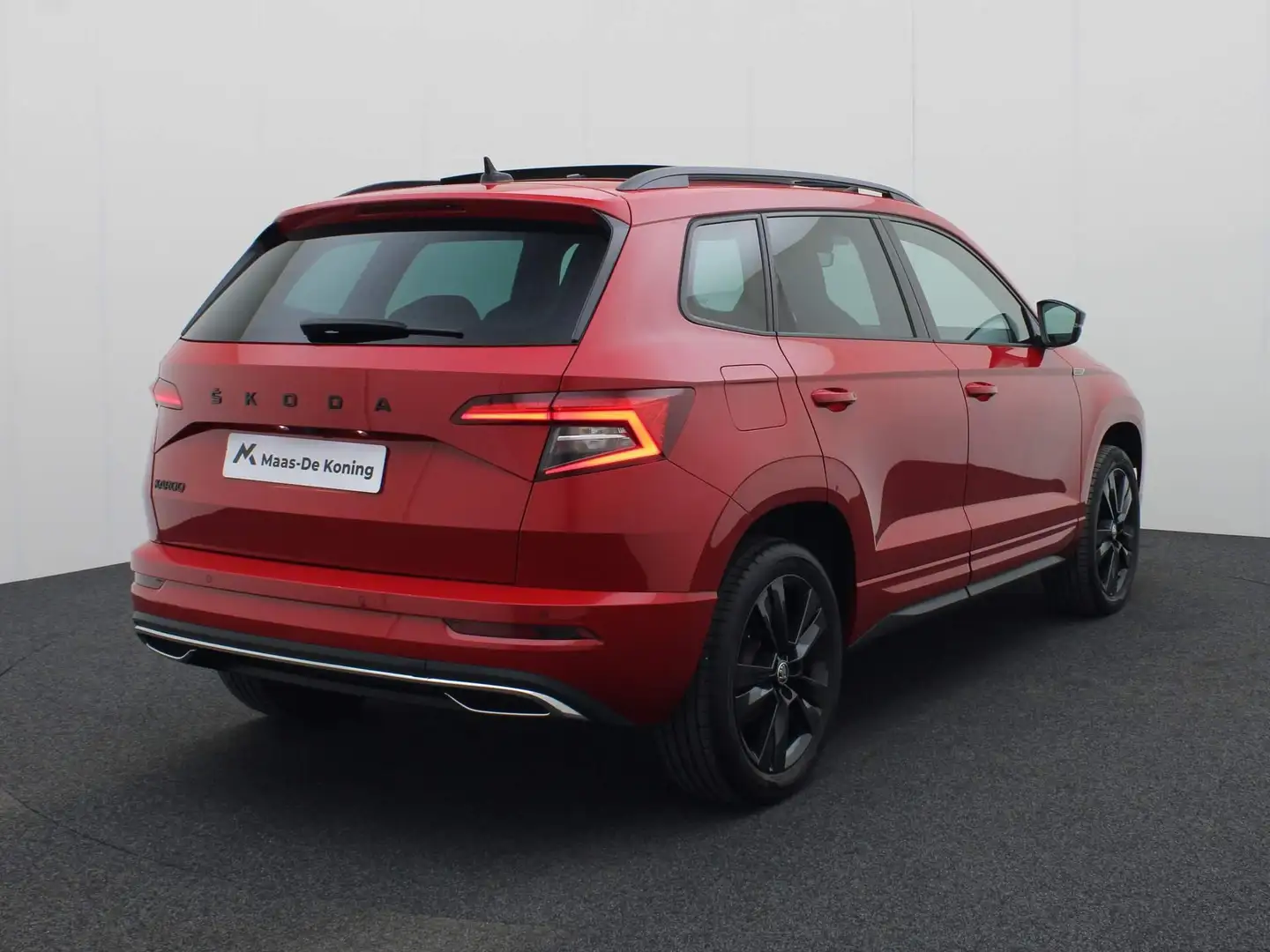 Skoda Karoq 1.5TSI/150PK Sportline DSG · Panoramadak · Navigat Rot - 2