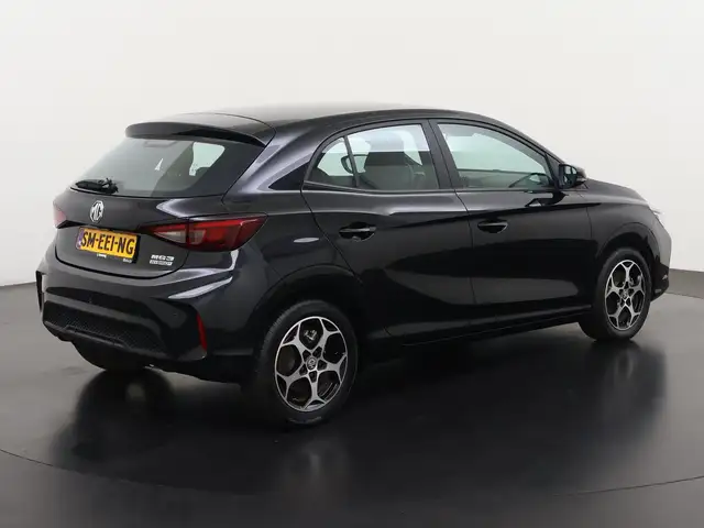 MG MG3 view 4