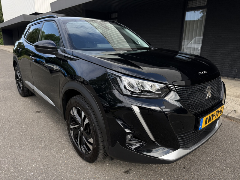 Peugeot 2008 1.2 PT Allure Pack — photo 21