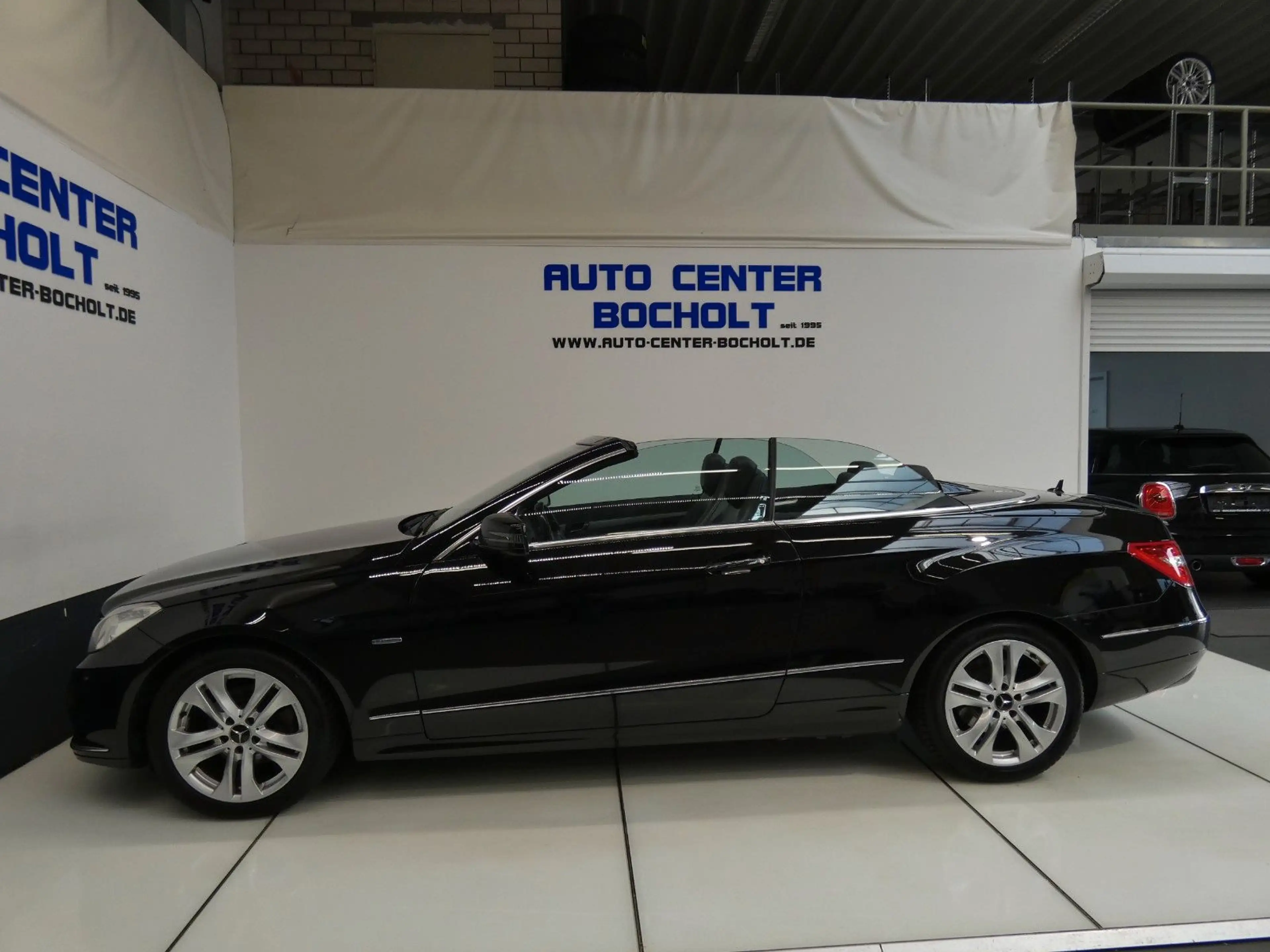 Mercedes-Benz E 220 CDI Avantgarde*Navi*Händlerfahrzeug — photo 12