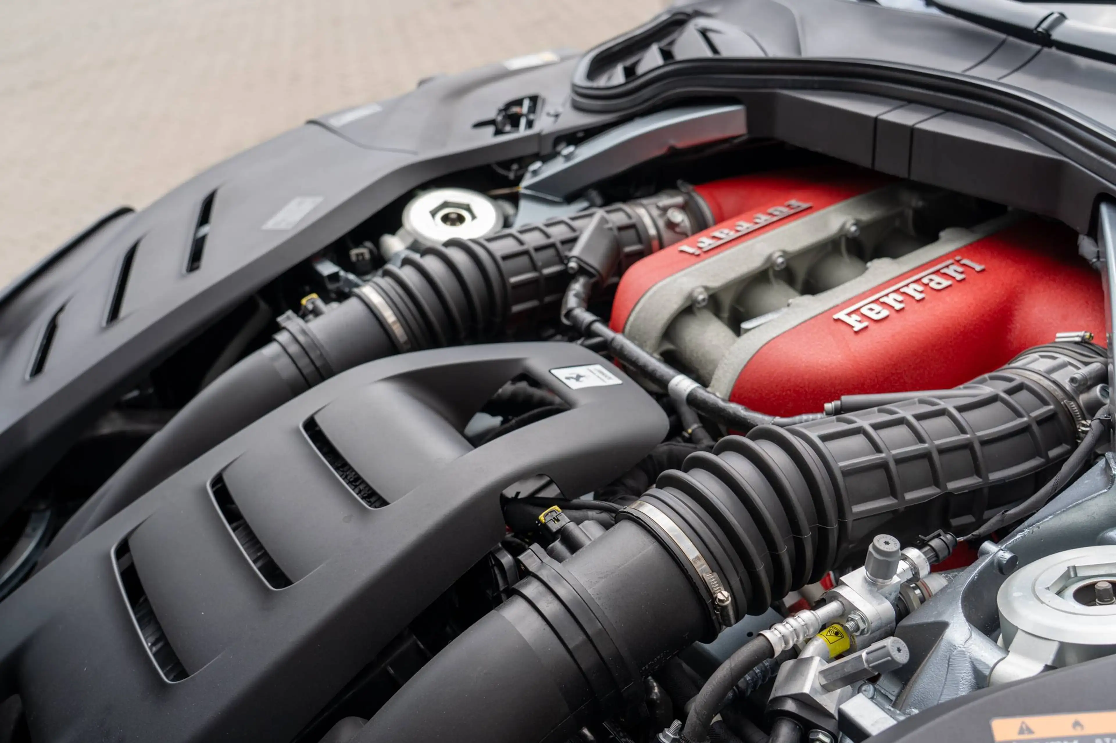 Ferrari Purosangue Purosangue V12i Full Carbon Pano Matrix Massage — photo 6