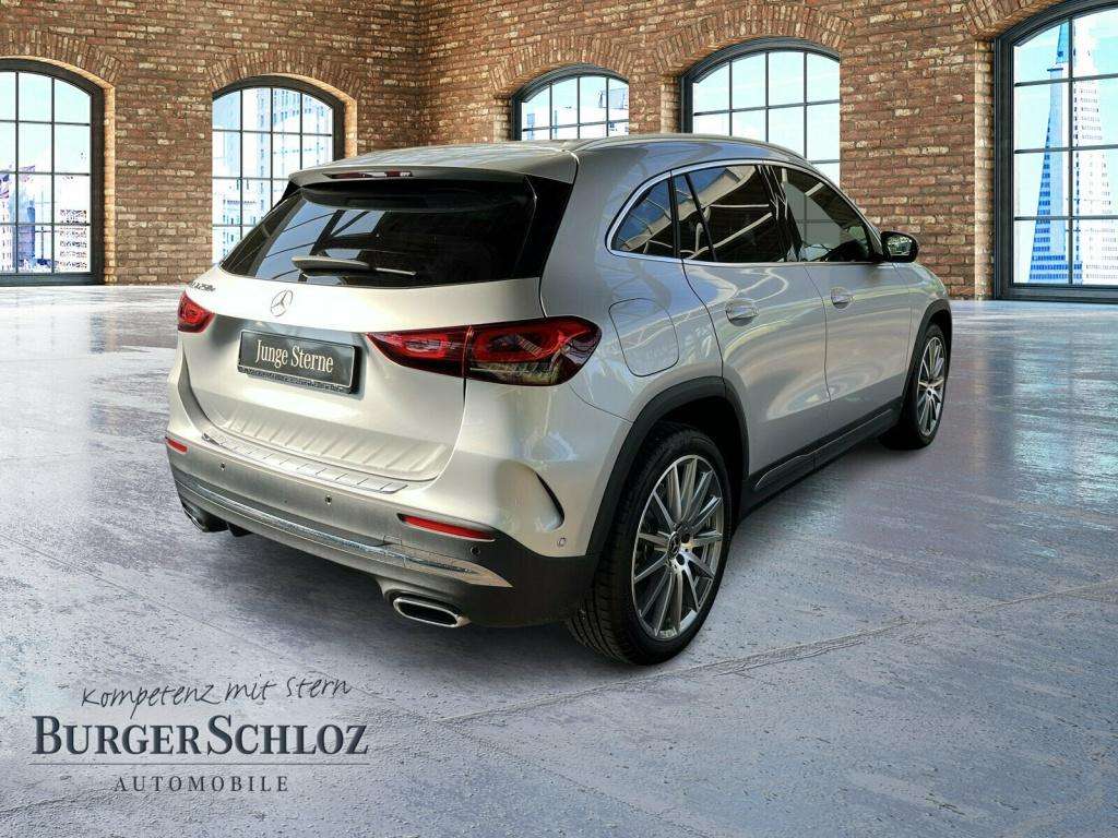 Mercedes-Benz GLA-Klasse